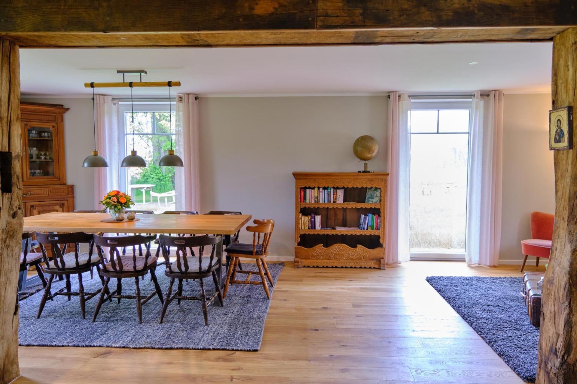 Communal lounge/ TV room