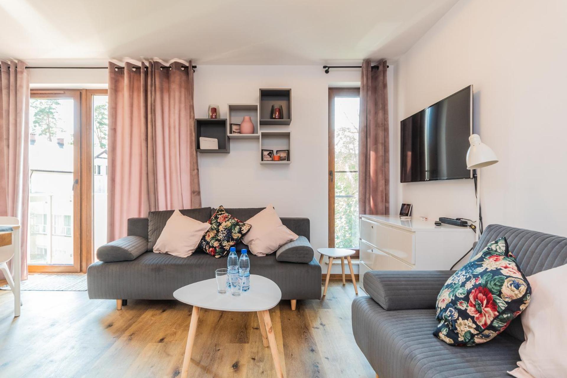 APARTAMENTY MIERZEJA - STEGNA PARK STUDIO, 500 m od plaży, bezpłatny meleks