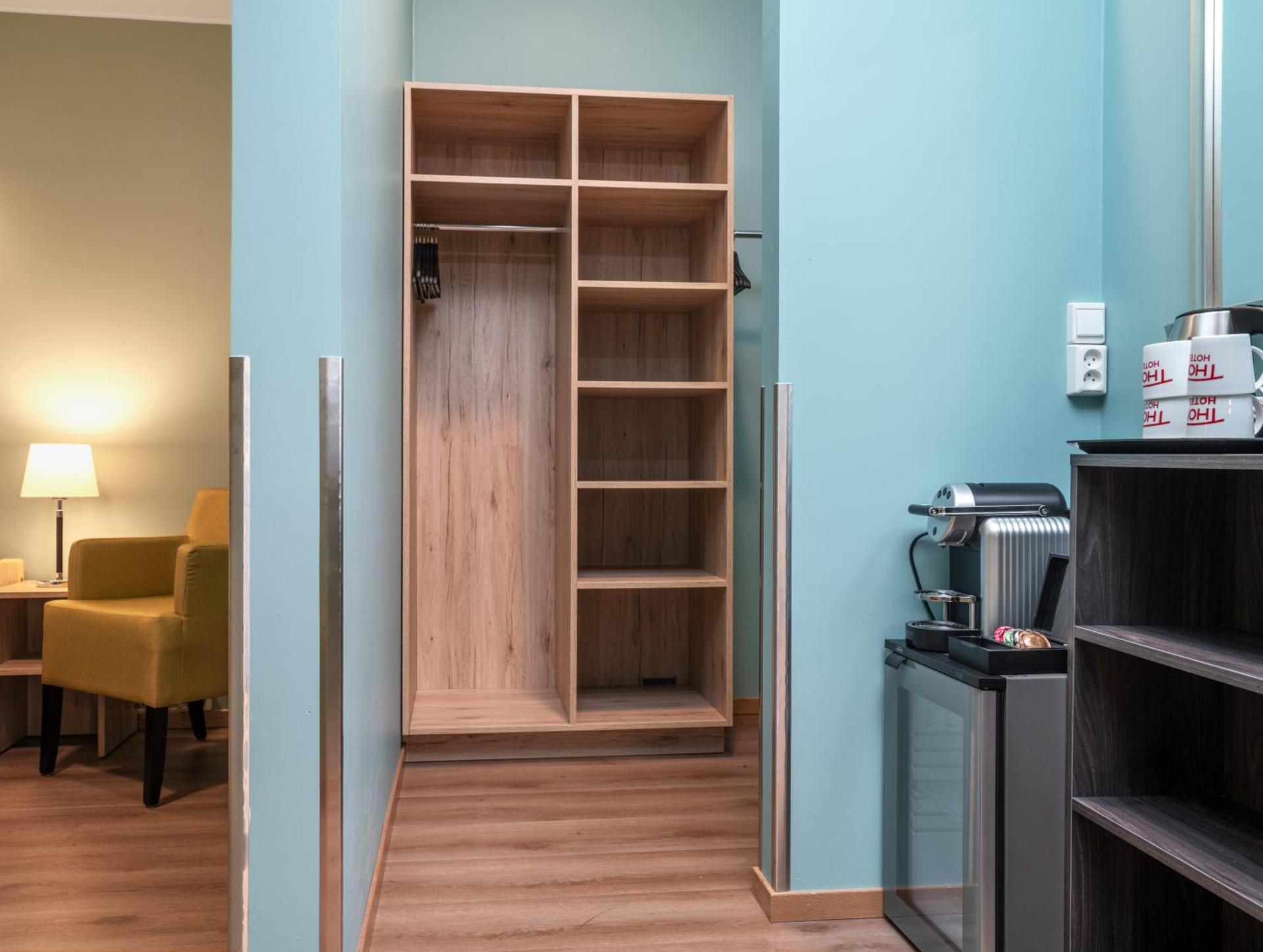 Coffee/tea facilities