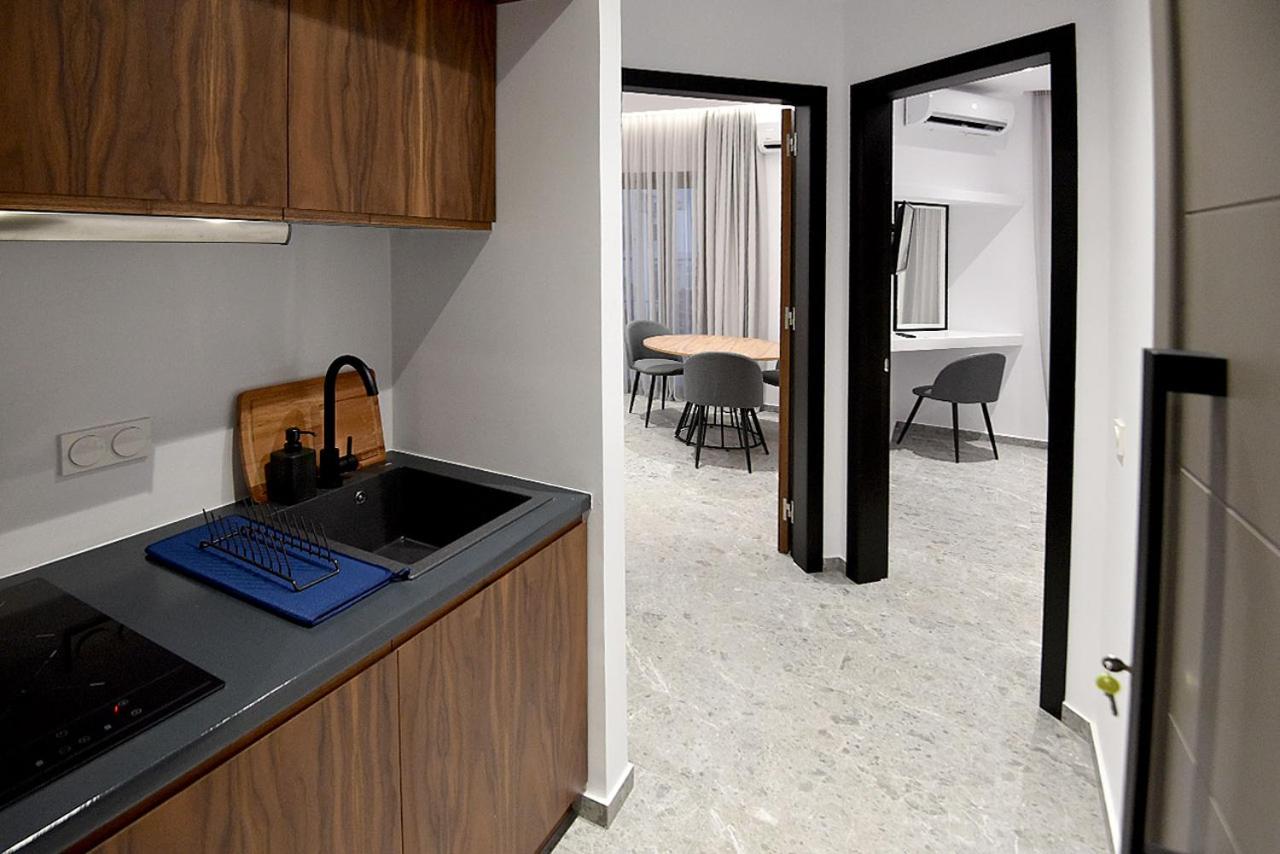 Rose n Stone, Duke, Luxury Houses