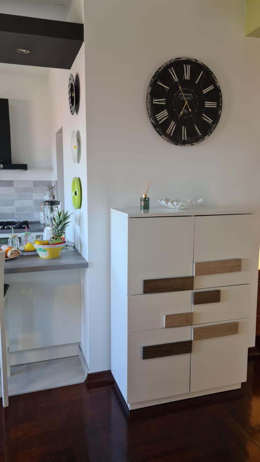 Oasis apartment with sea view and garden