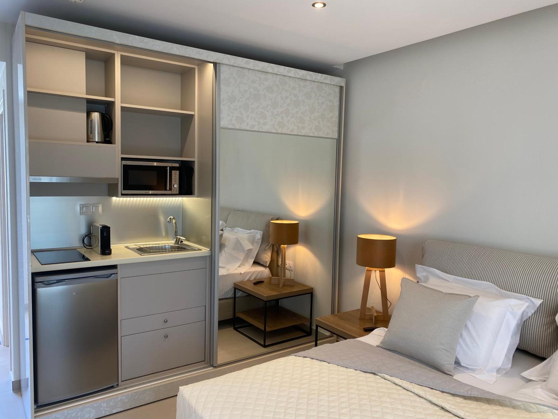 Kitchen or kitchenette