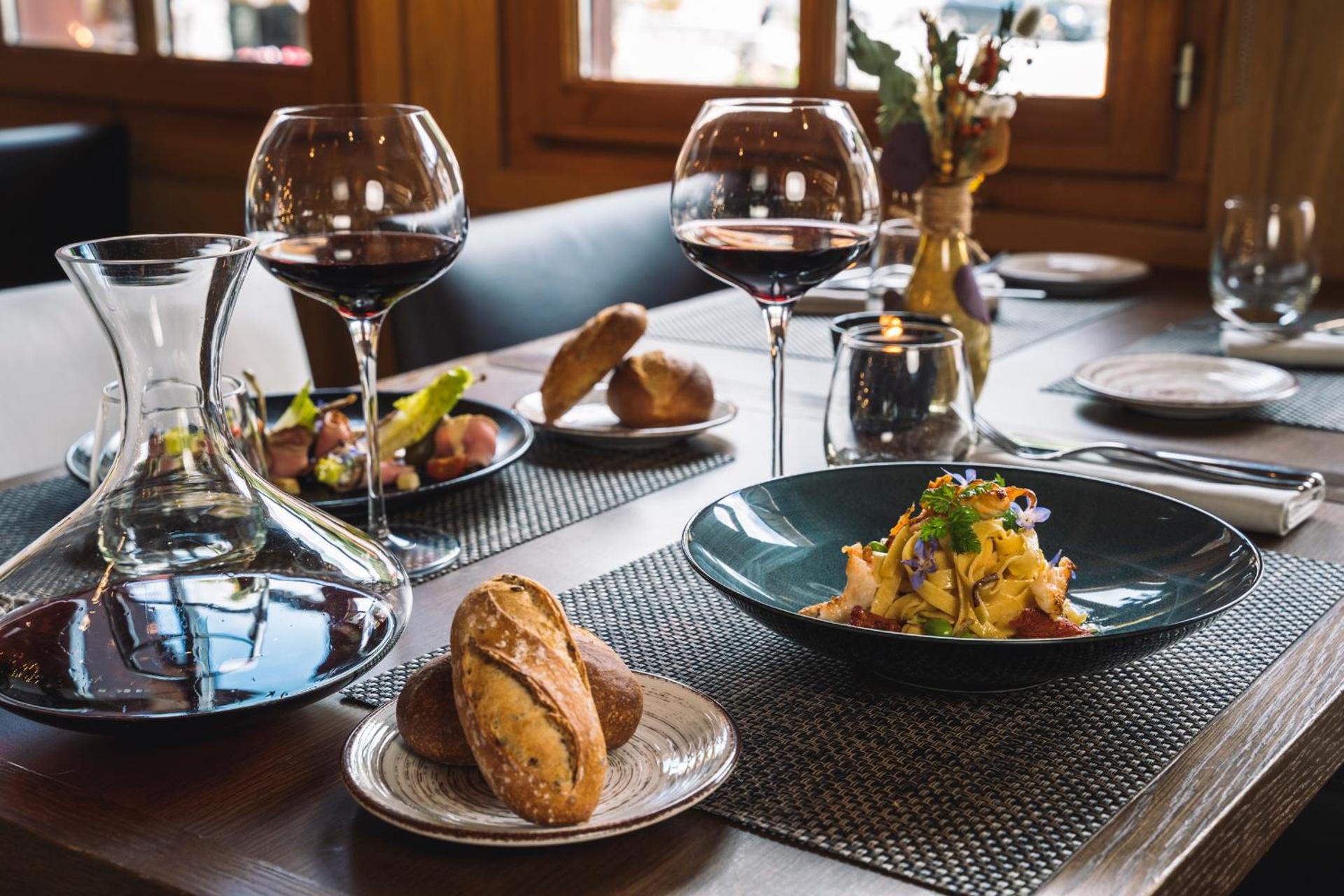 Restaurant/places to eat