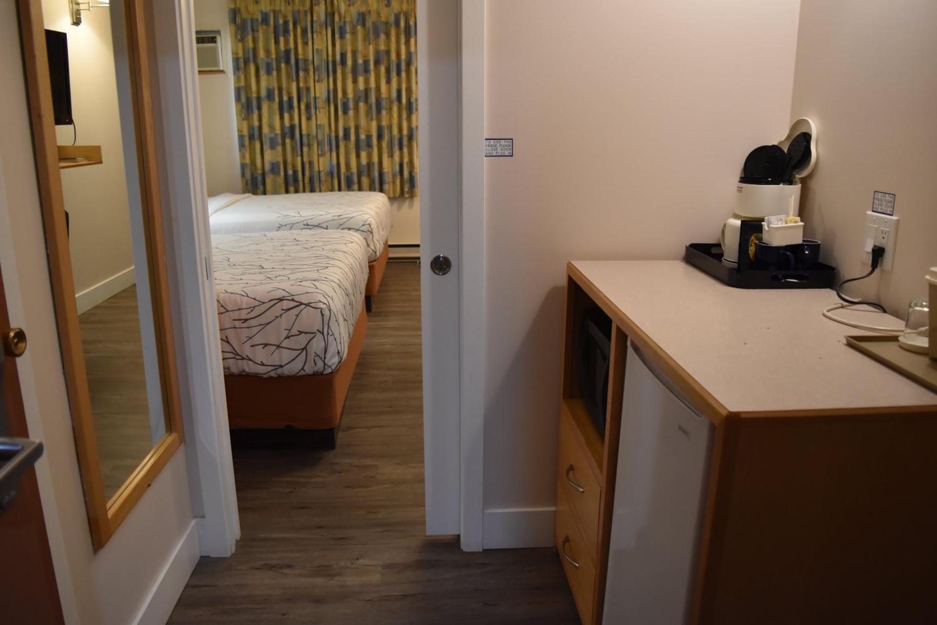 Coffee/tea facilities