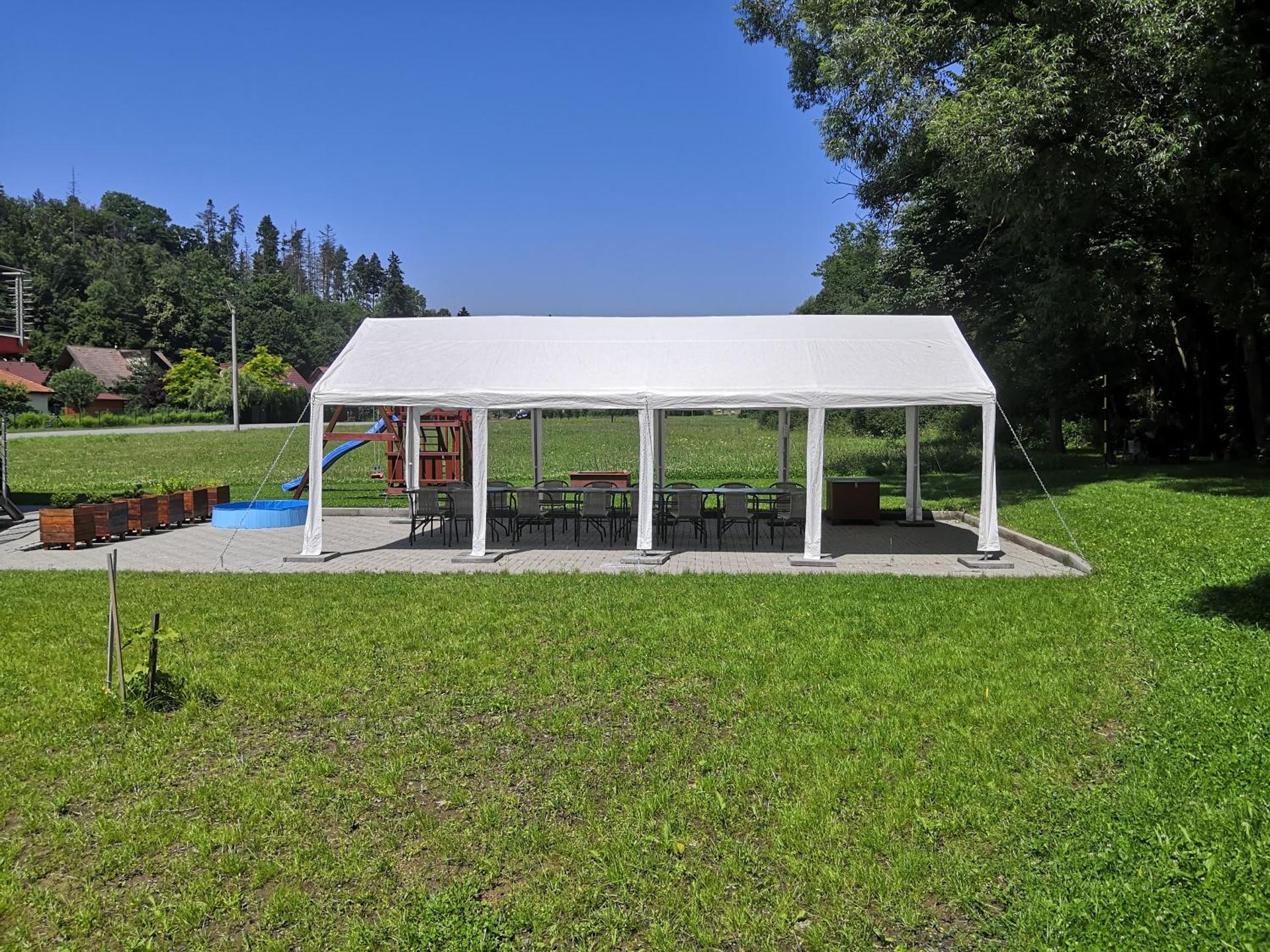 Inner courtyard view