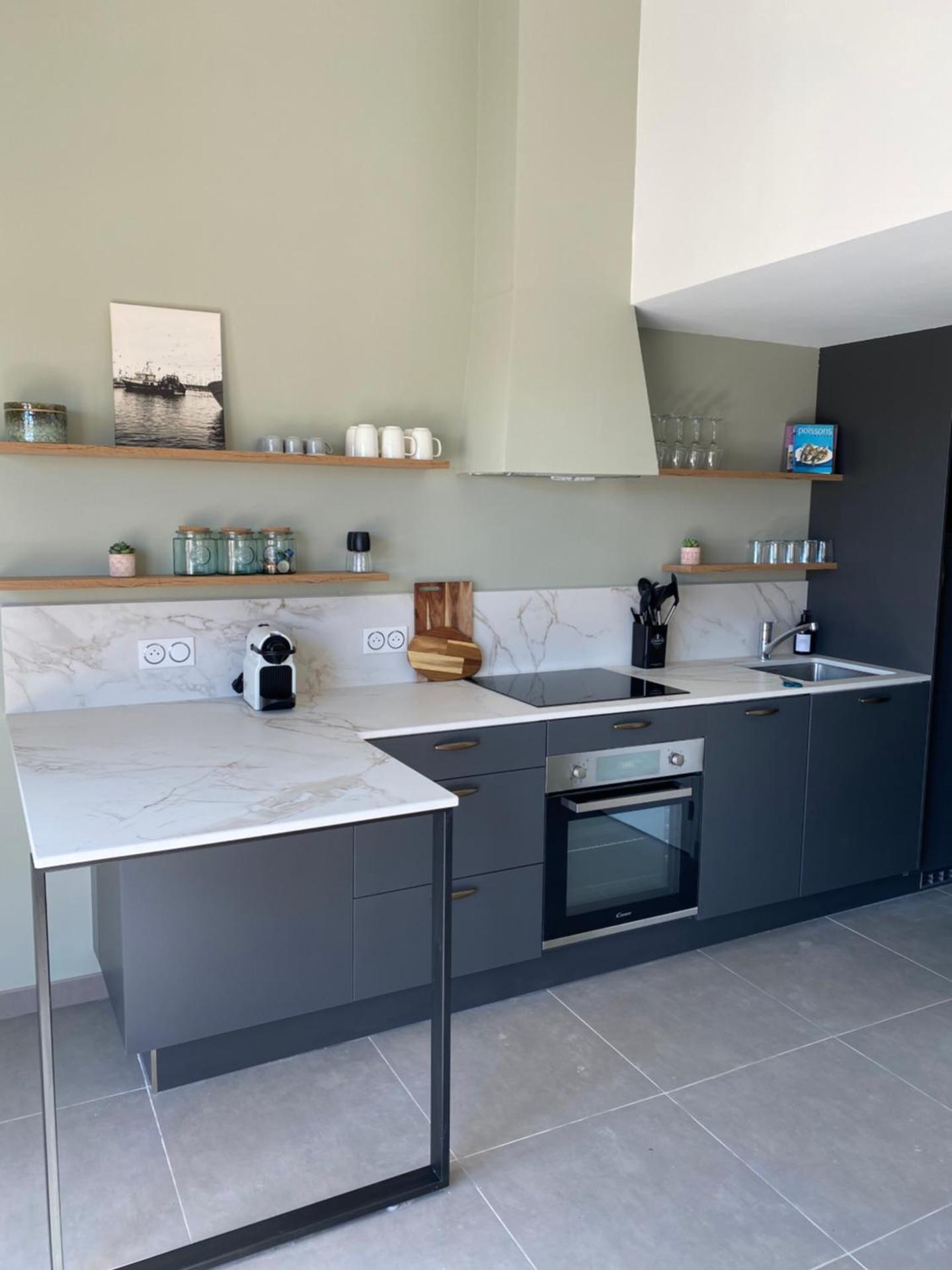 Kitchen or kitchenette