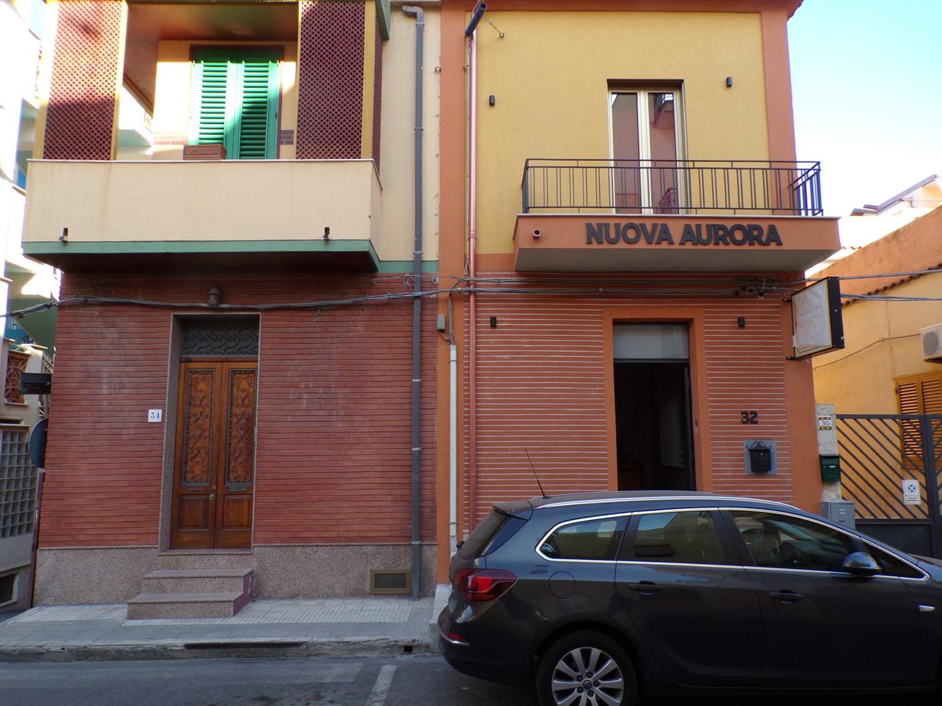 NUOVA AURORA Rent Rooms