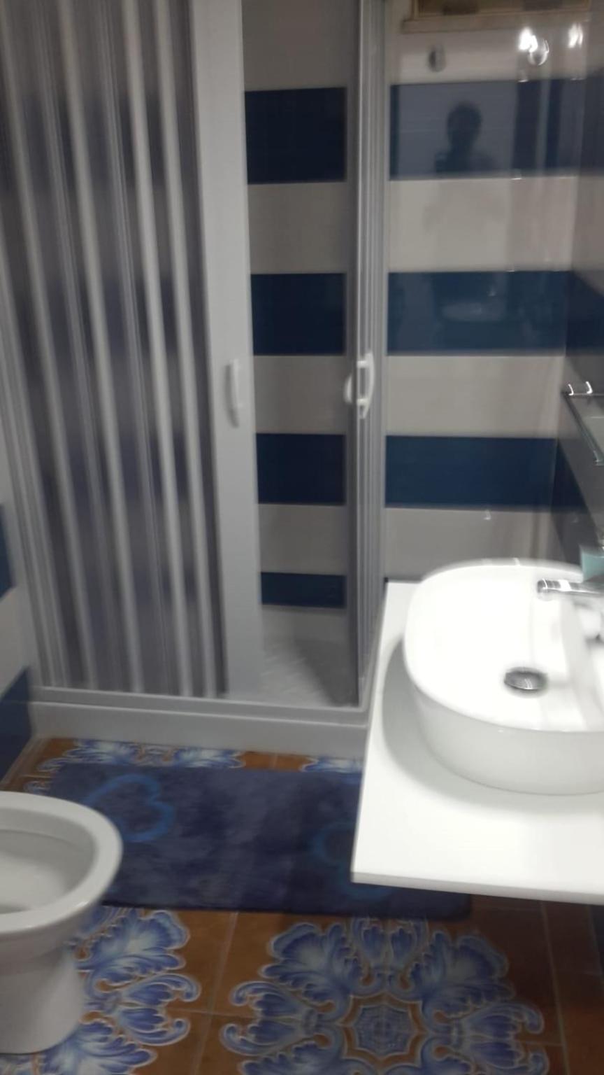 NUOVA AURORA Rent Rooms