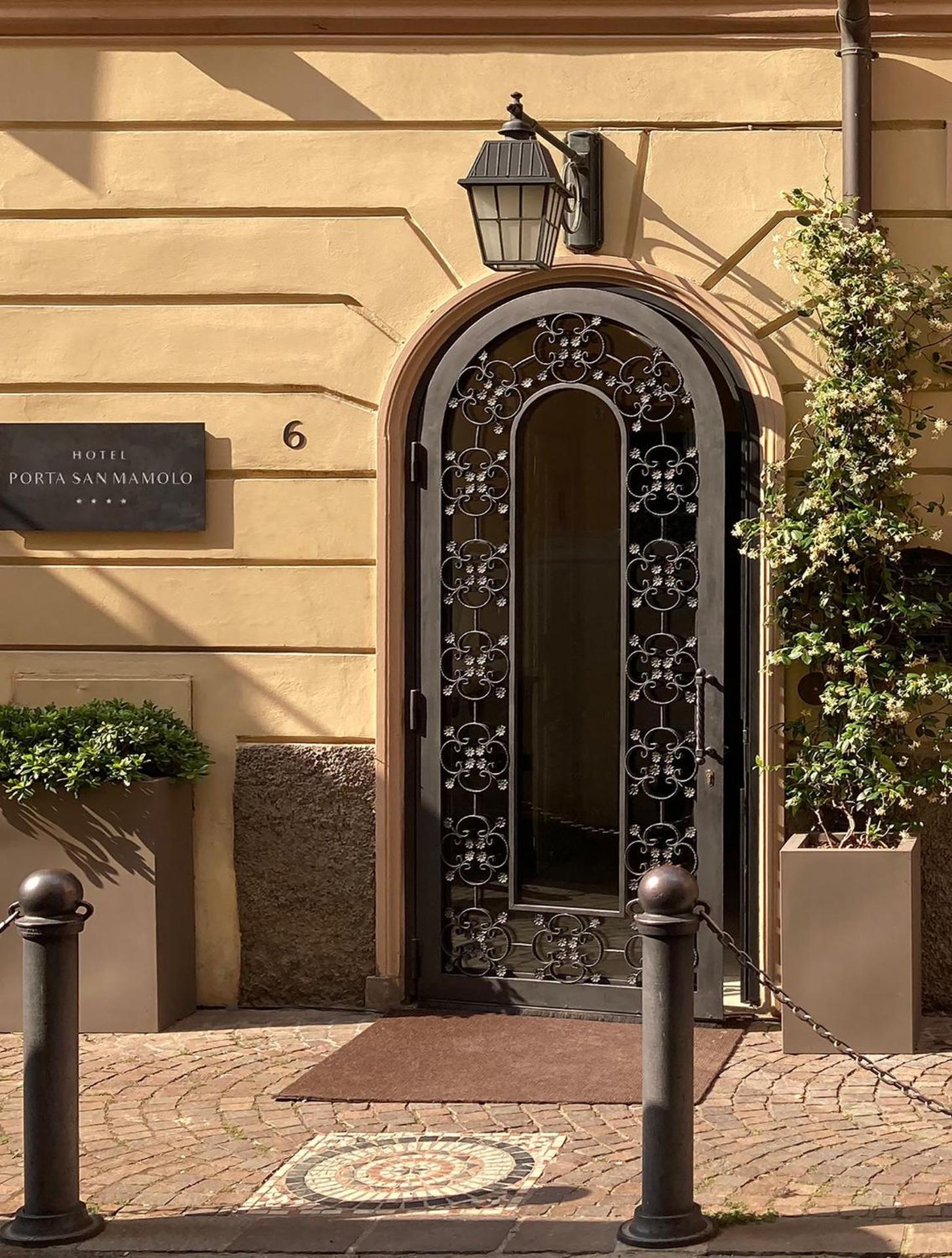 Property logo or sign