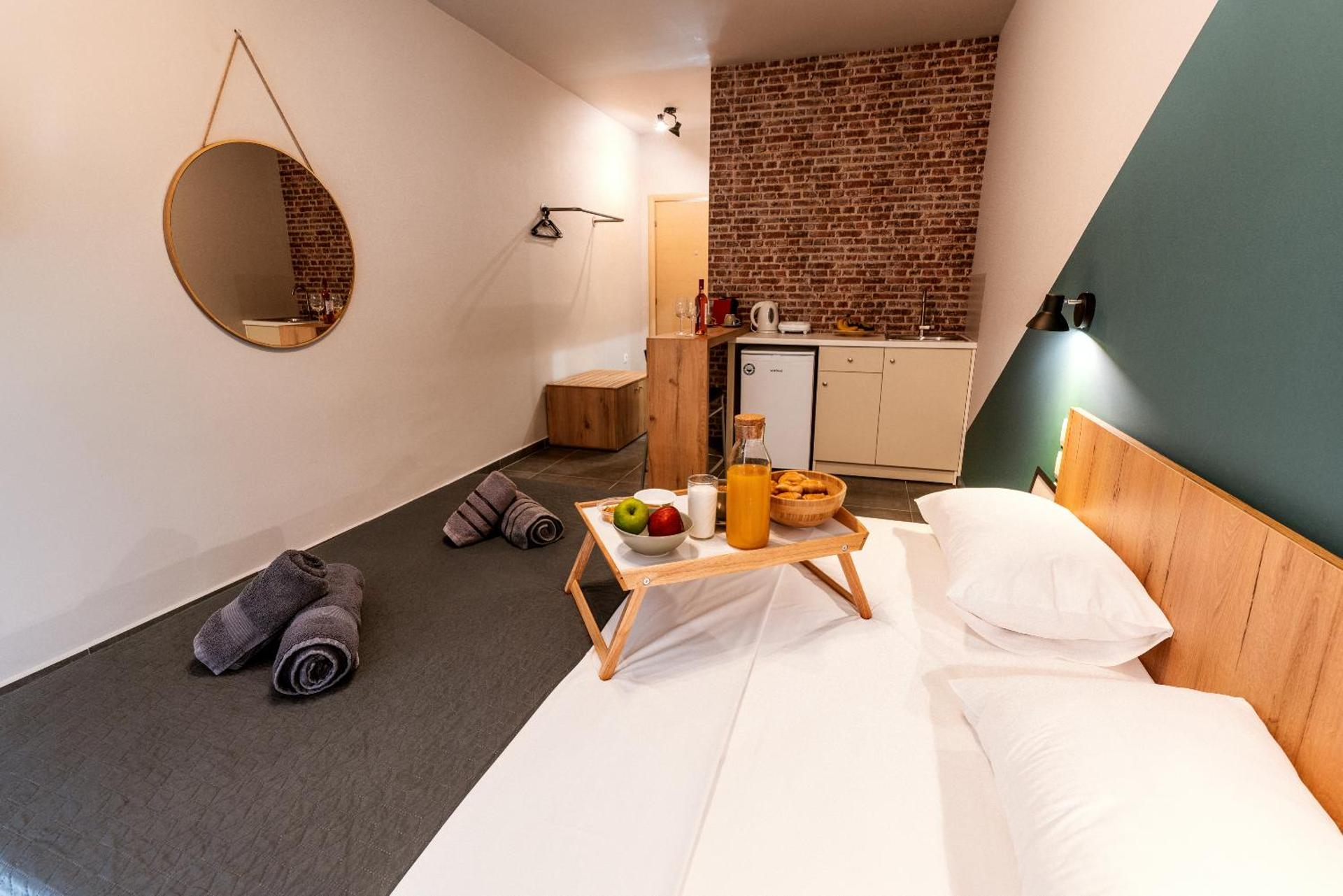 Unique Experience Apartment’s