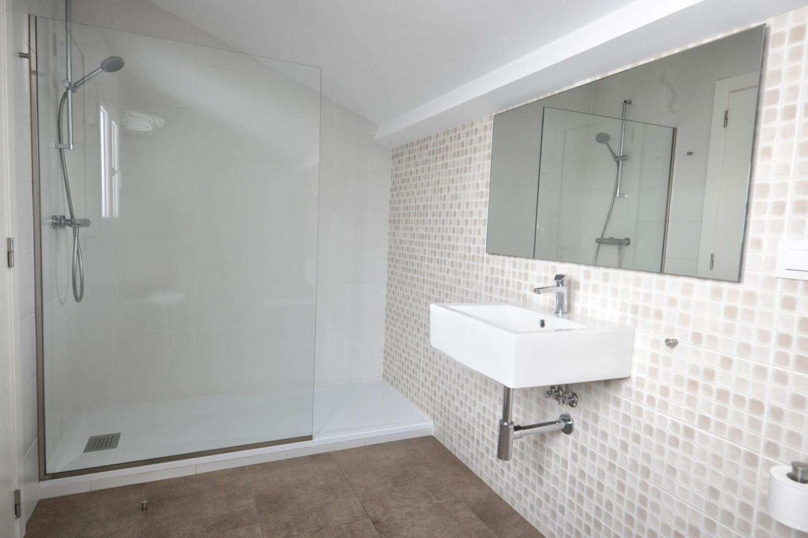 Triple Room with Private Bathroom