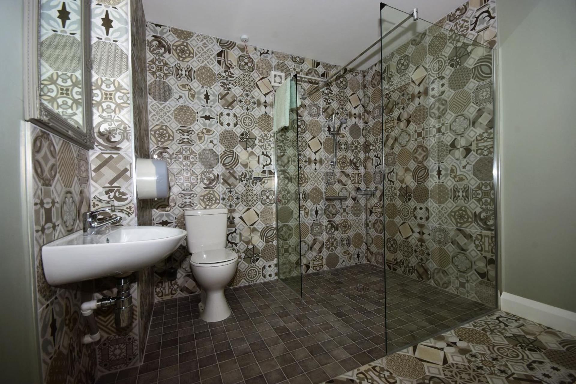 Lanigan's Accommodation