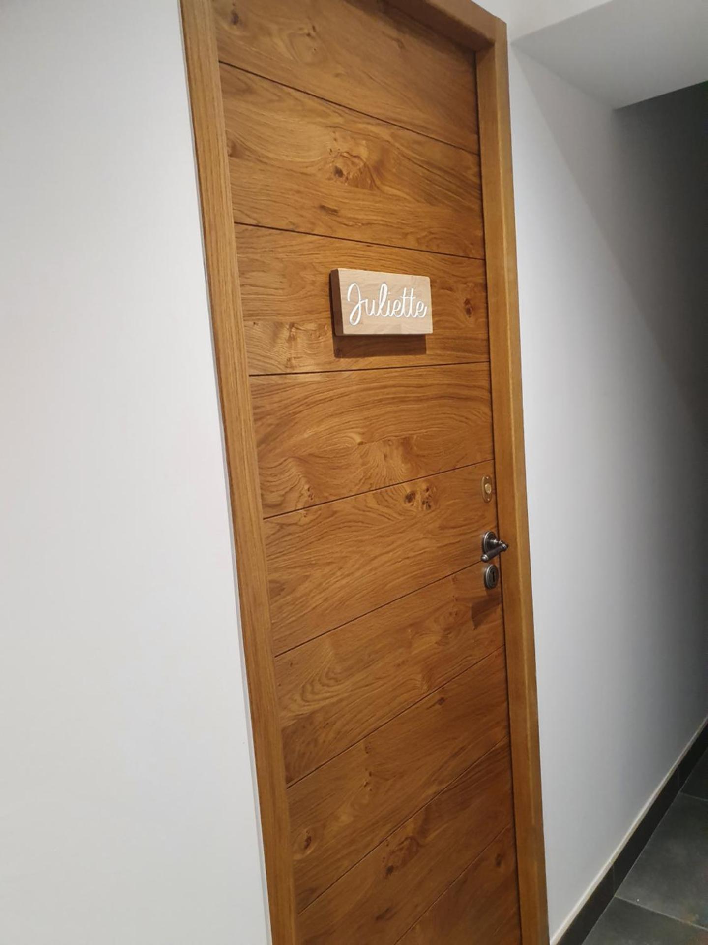 Logo/Certificate/Sign