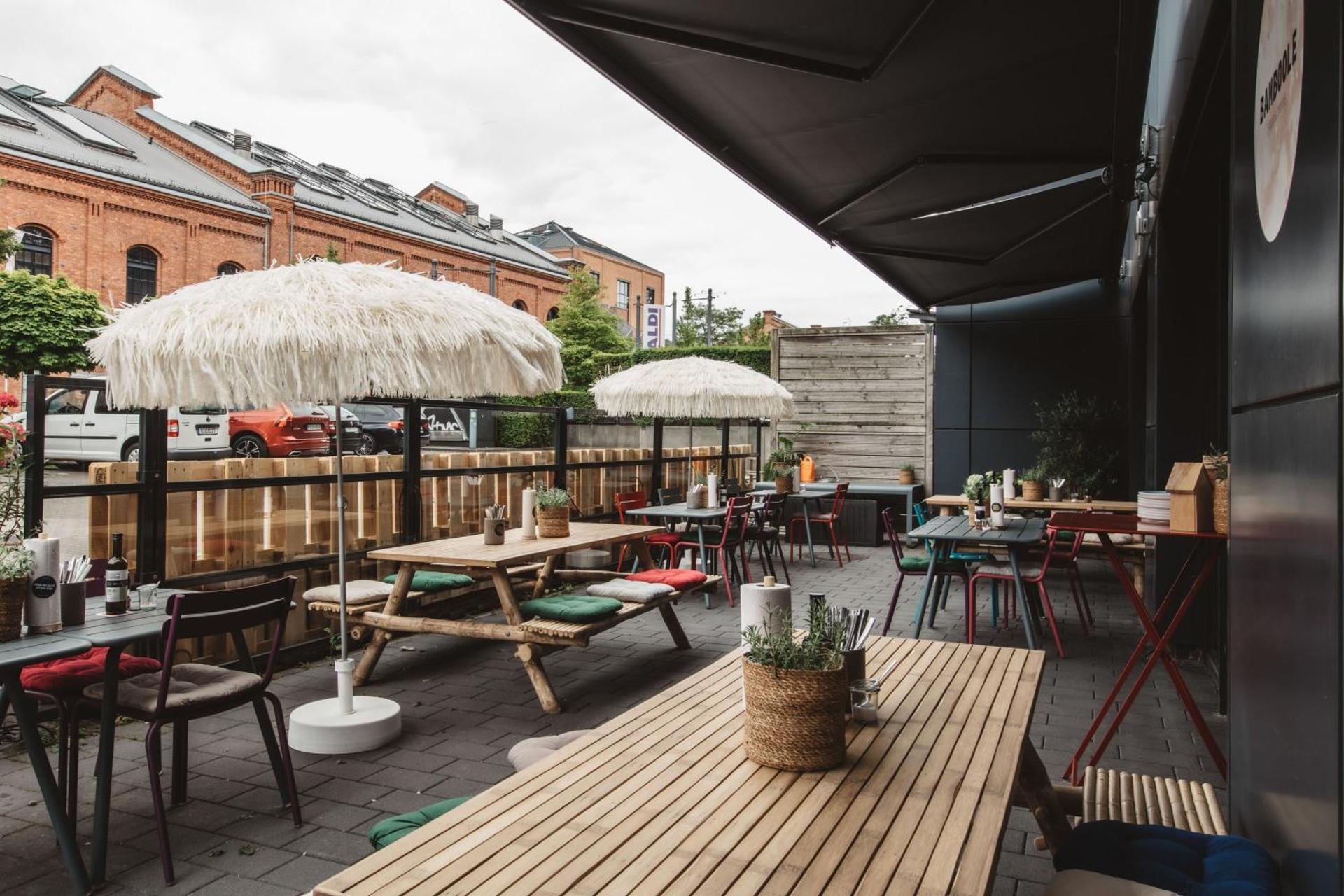 Restaurant/places to eat