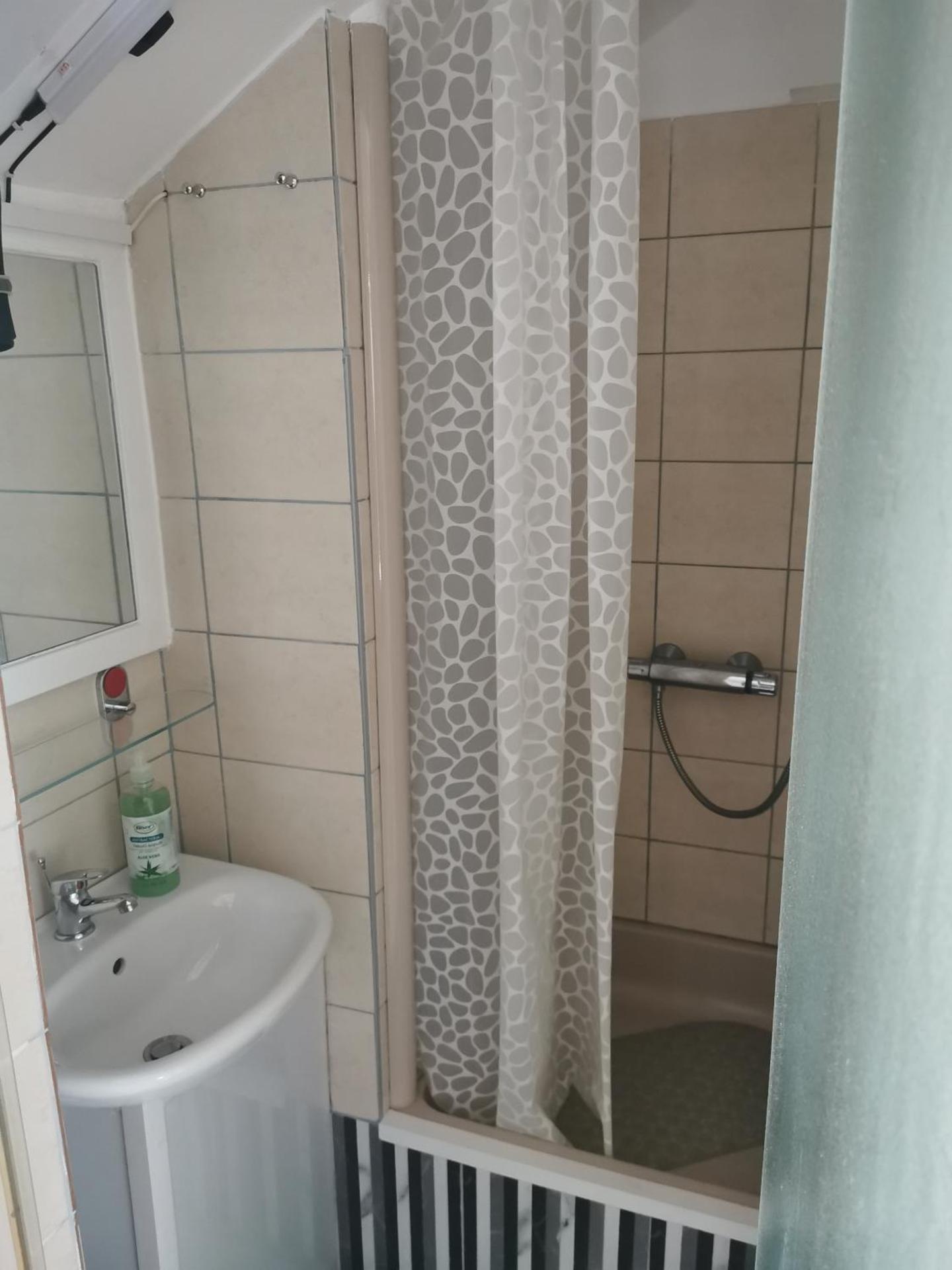 APARTMAN i SOBA HADELA