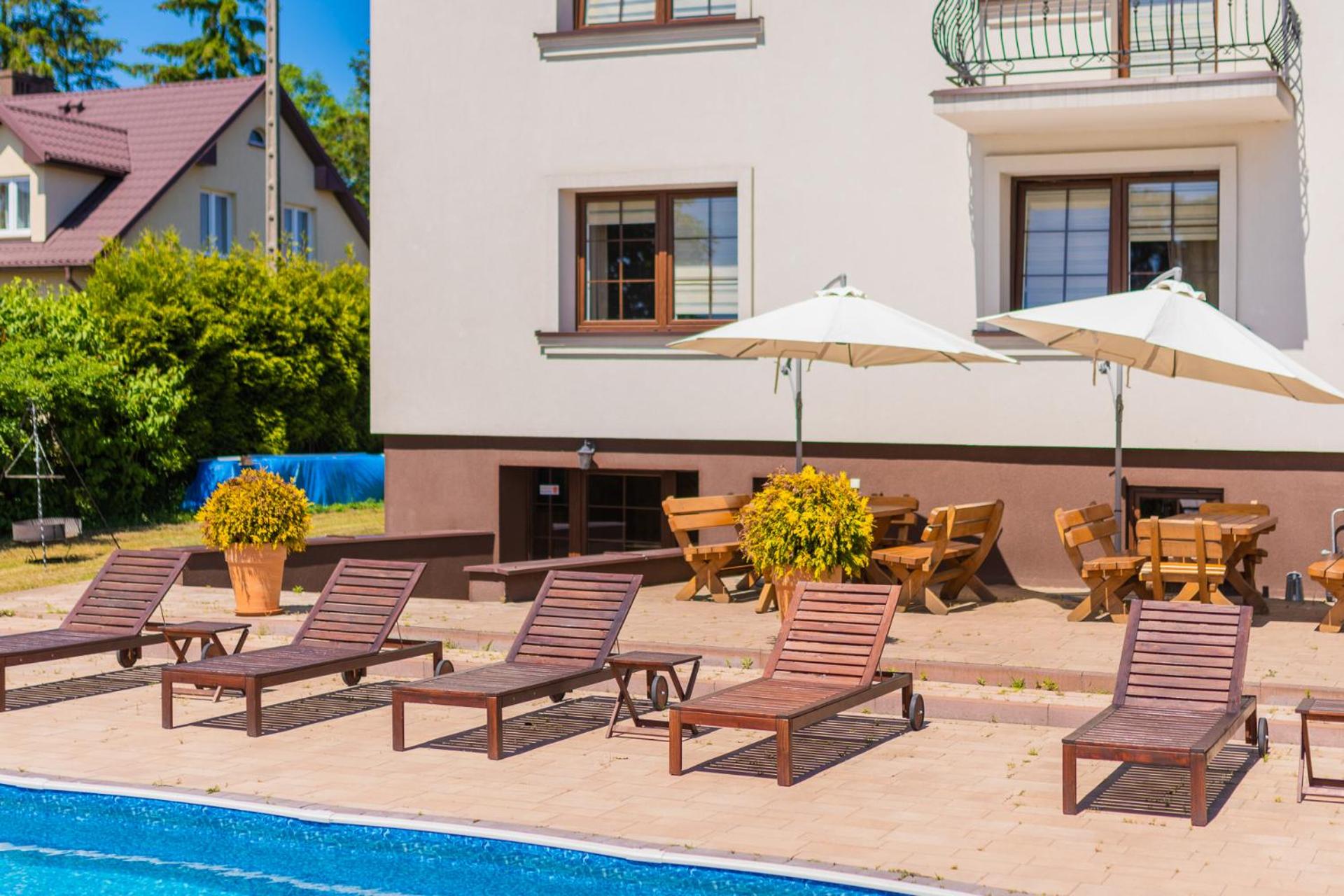 Bryza Jantar apartamenty z sauną & domki z kominkami