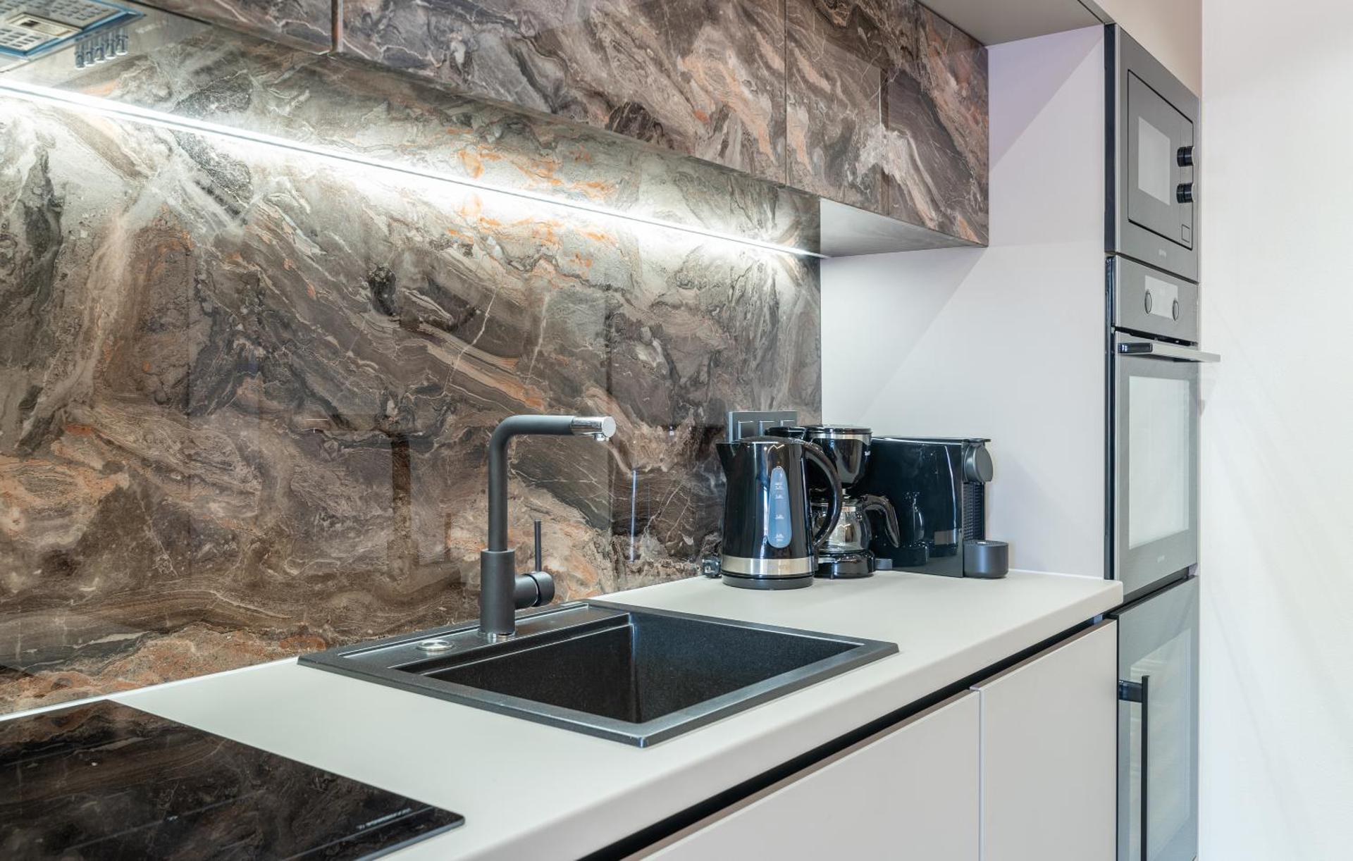 Kitchen or kitchenette