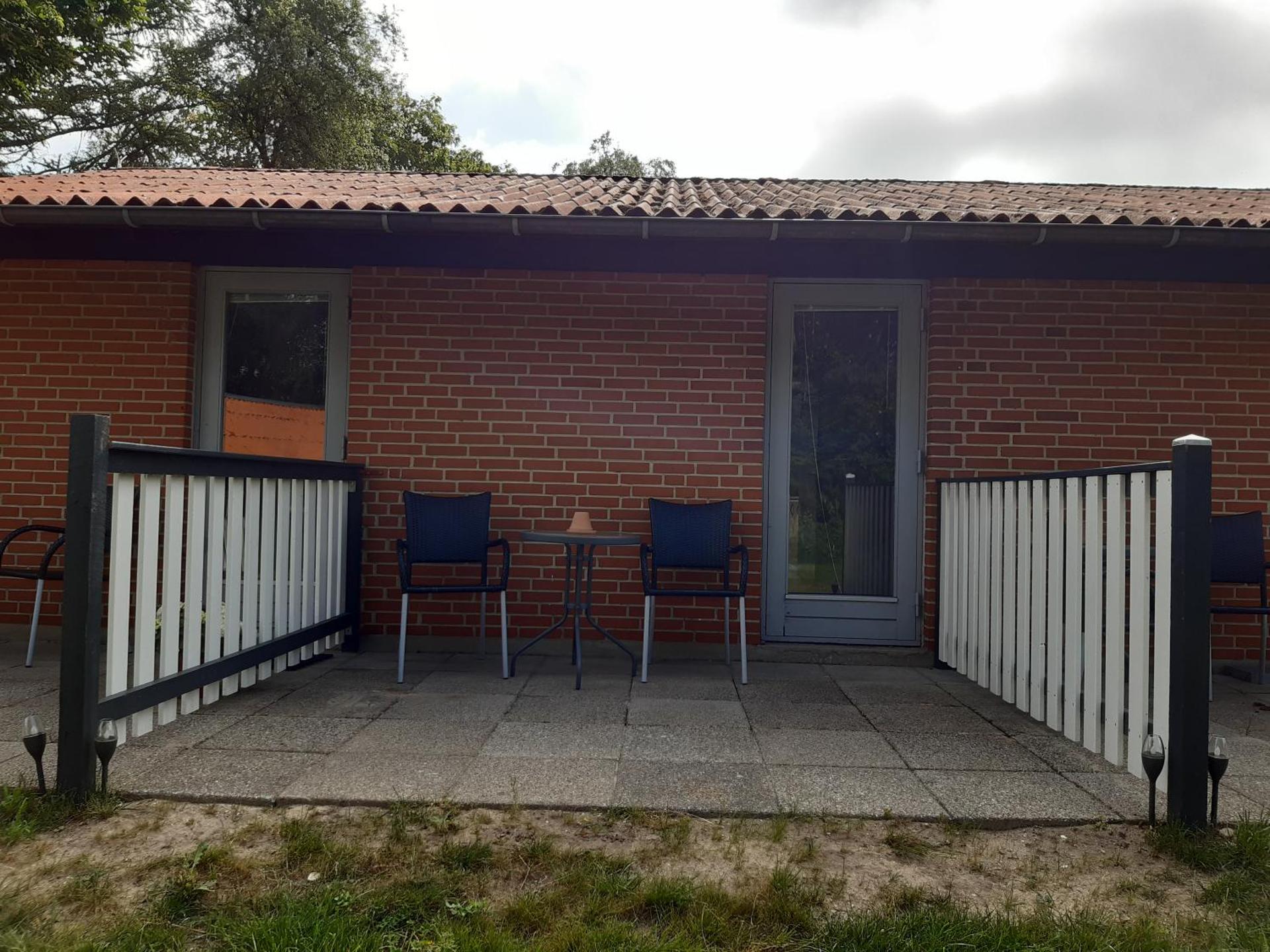 Studio Apartment with Private Bathroom (2 Adults)