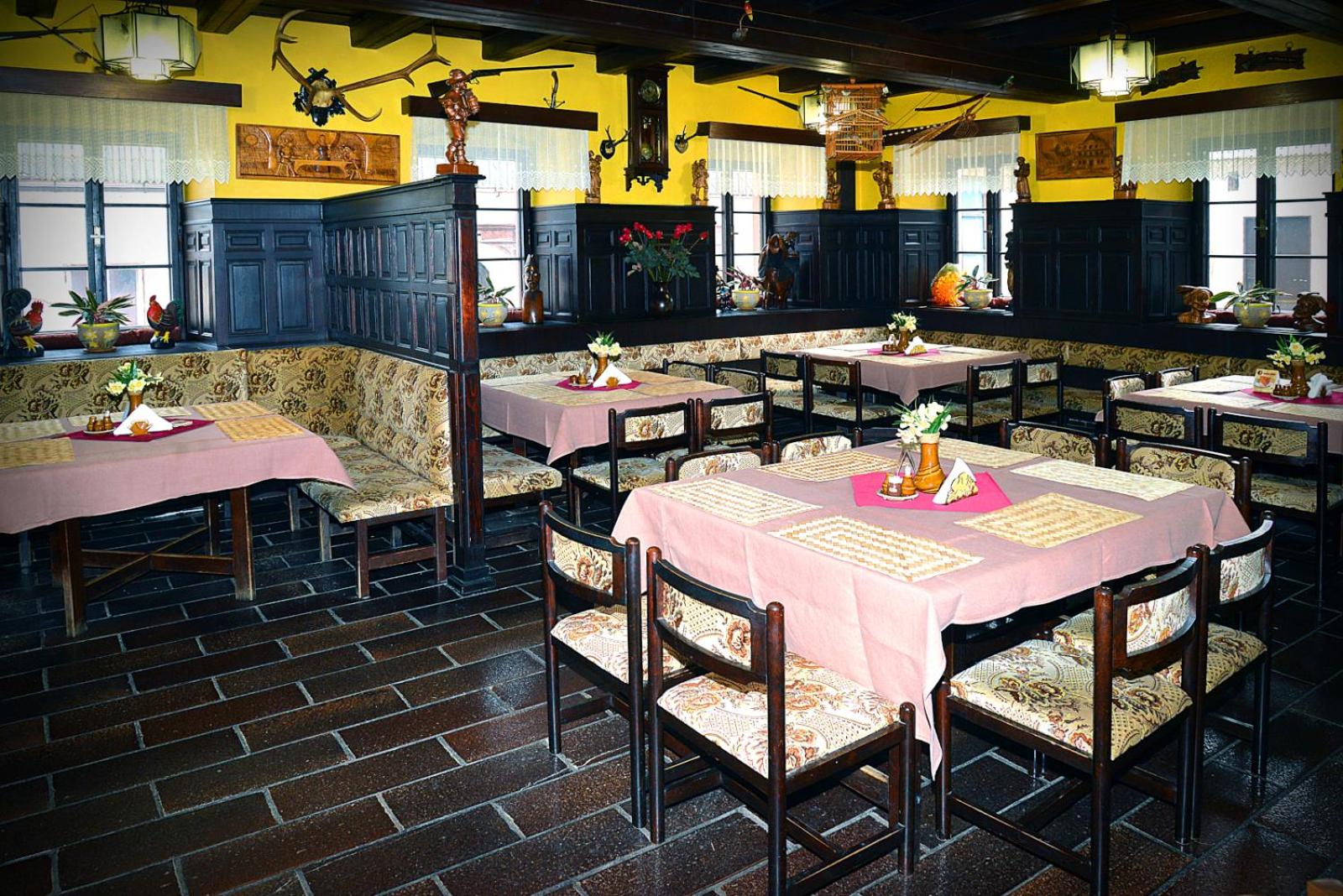 Restaurant/places to eat