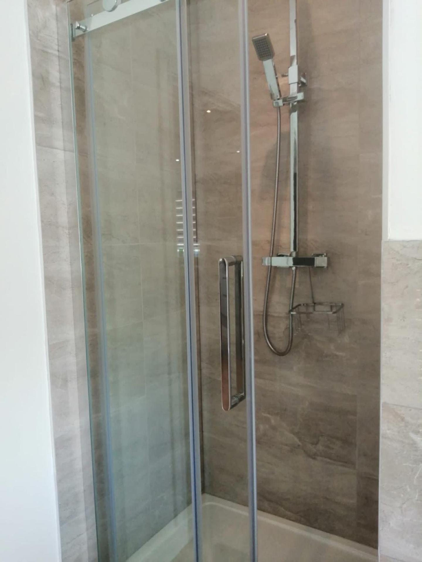 Apartment No 8 - Stay in style in the heart of the Cathedral City.