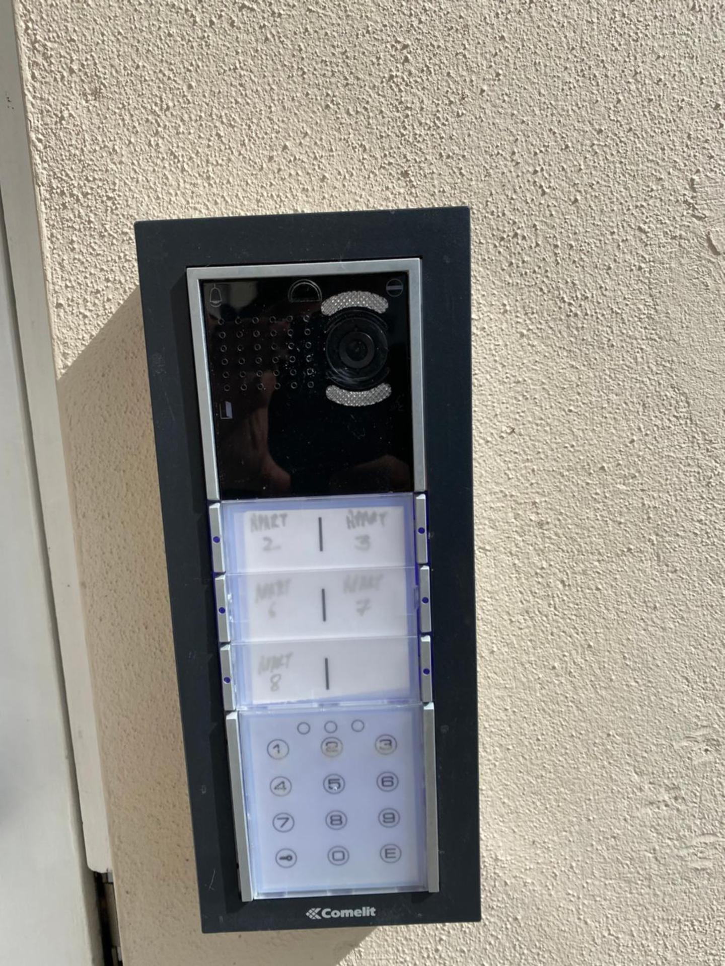 Apartment No 8 - Stay in style in the heart of the Cathedral City.