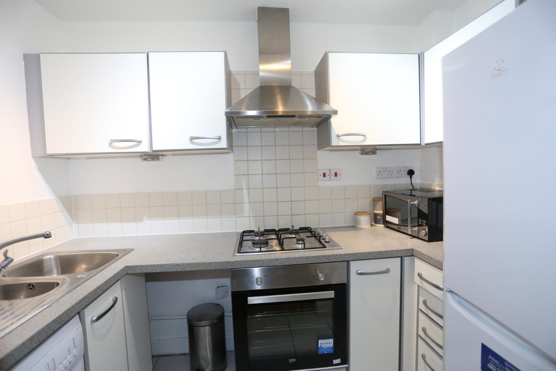 Lovely View 2 beds 2 bath Apartment, London