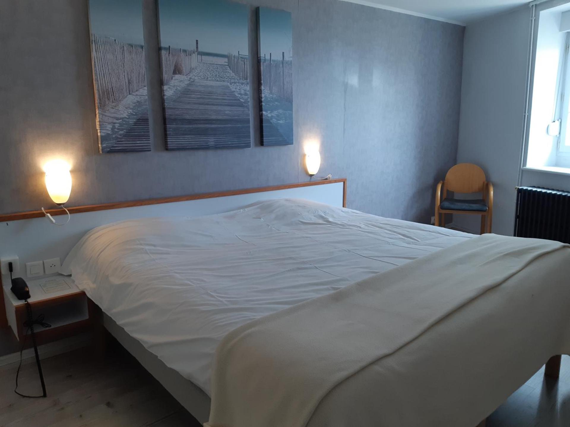 Logis Hôtel Les Chardons Bleus RESTAURANT LE BISTROT DE LA MER