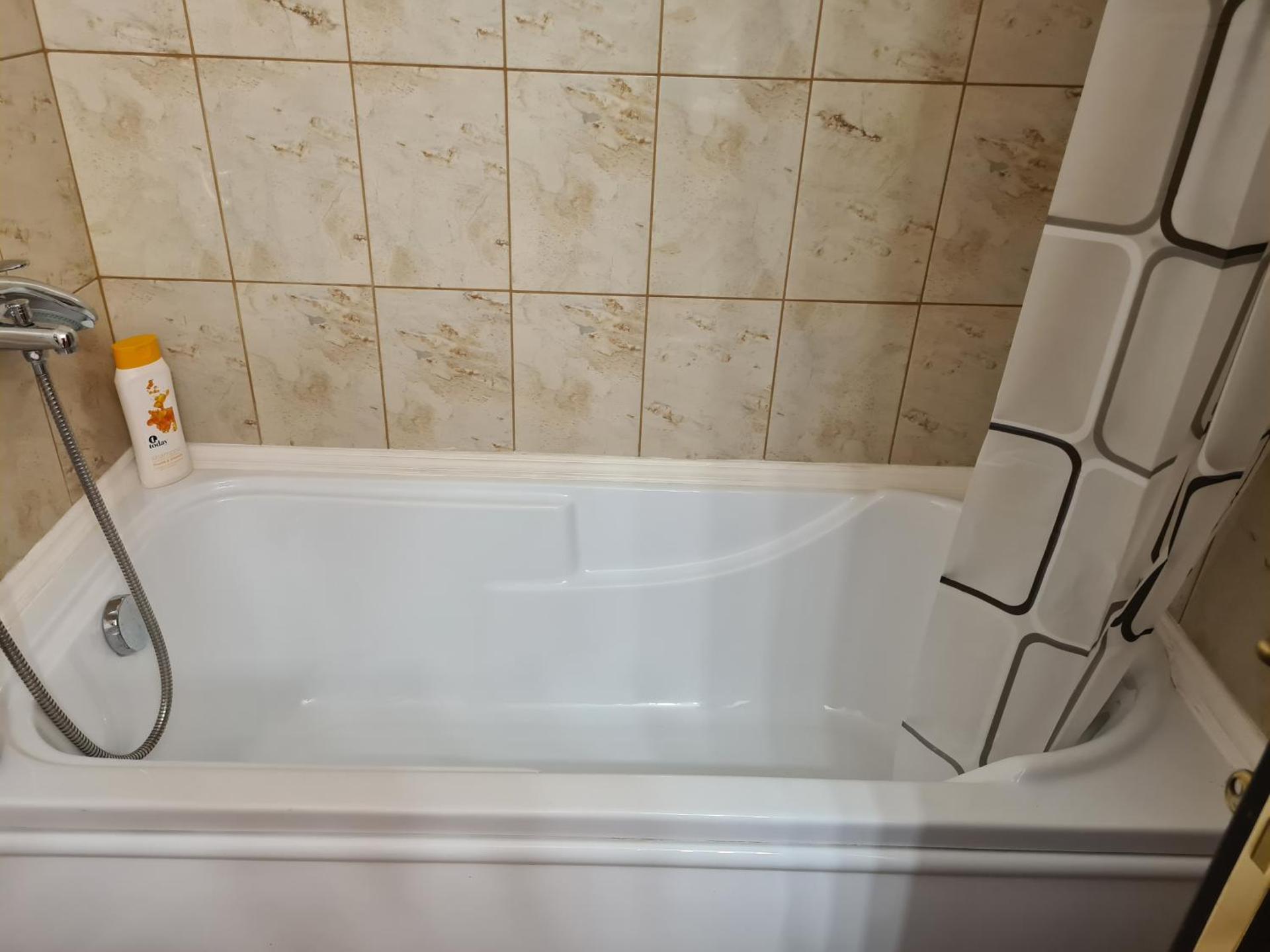 Luca's studio 3 ,Close to Therme Bucharest, Airport Otopeni