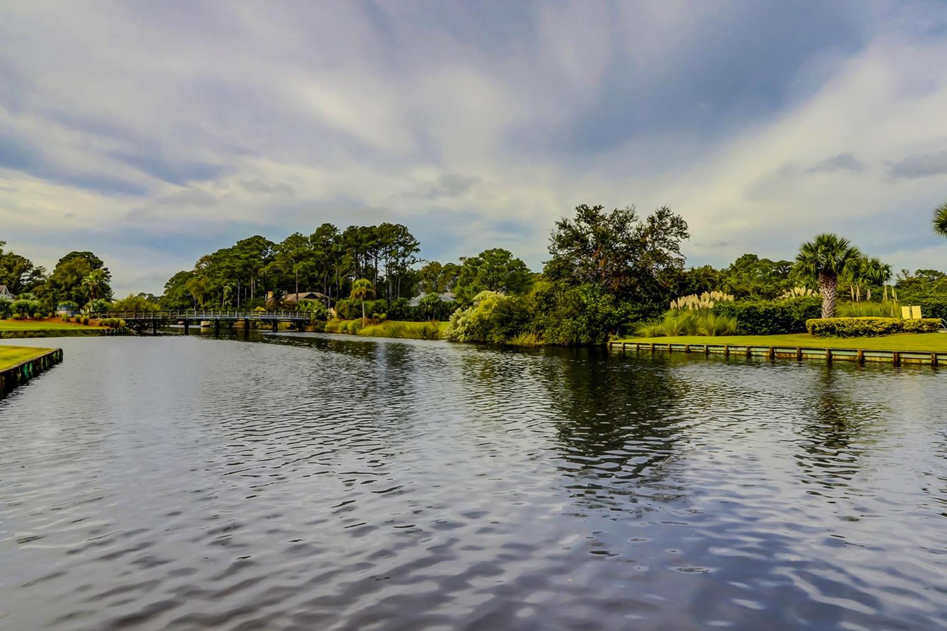 Inverness Village 915