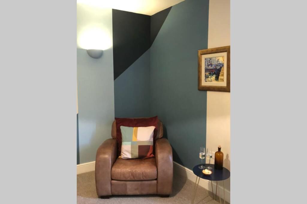 Stylish studio gem in the heart of Hebden