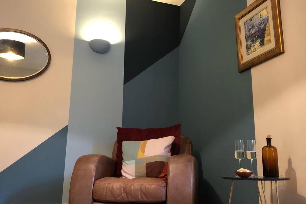 Stylish studio gem in the heart of Hebden