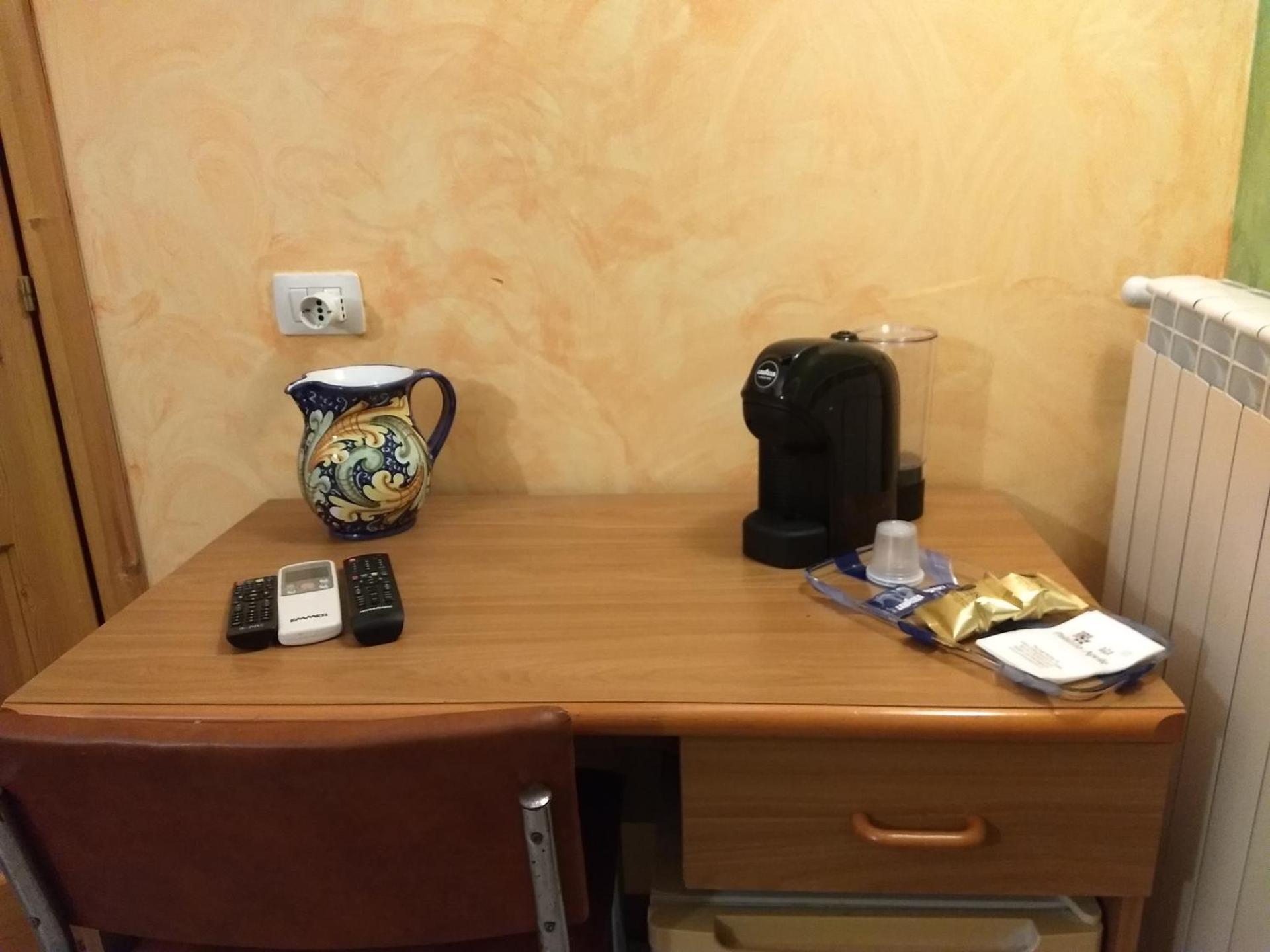 Coffee/tea facilities