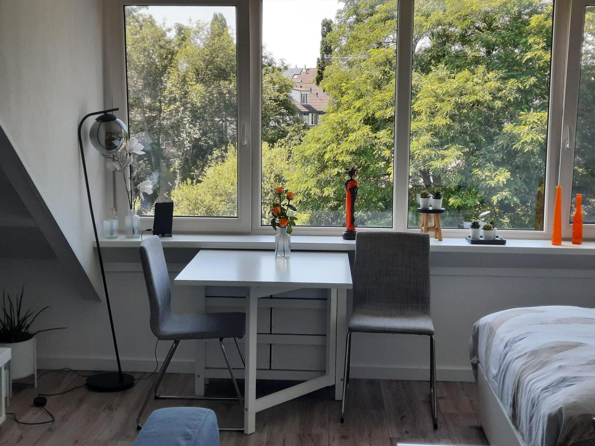 Studio 76 Groningen met gratis leenfietsen