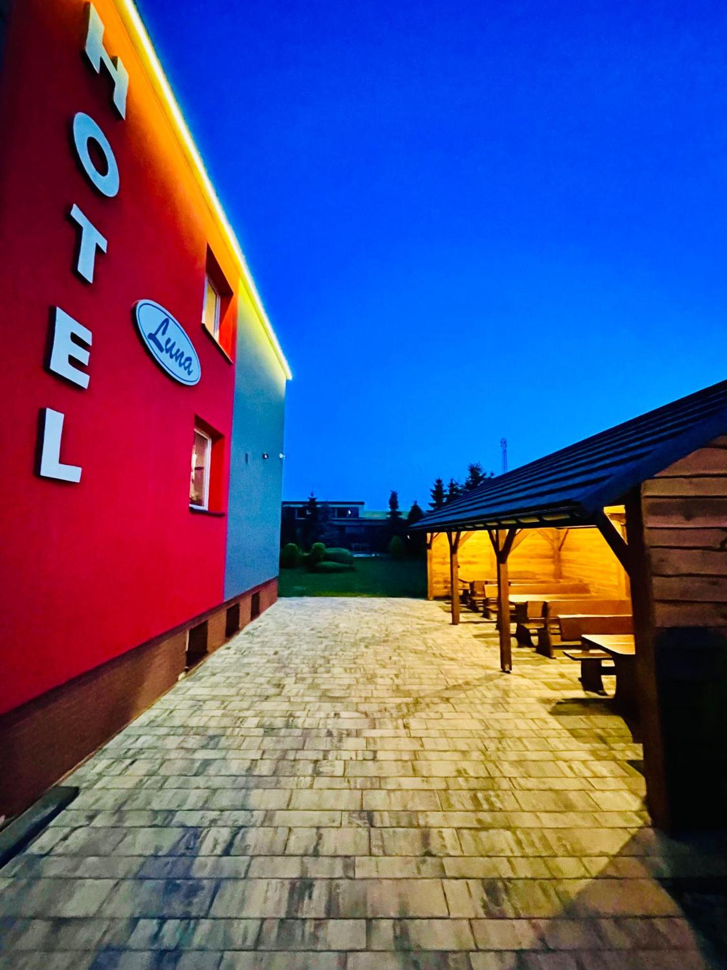 Luna Noclegi i Zakwaterowanie