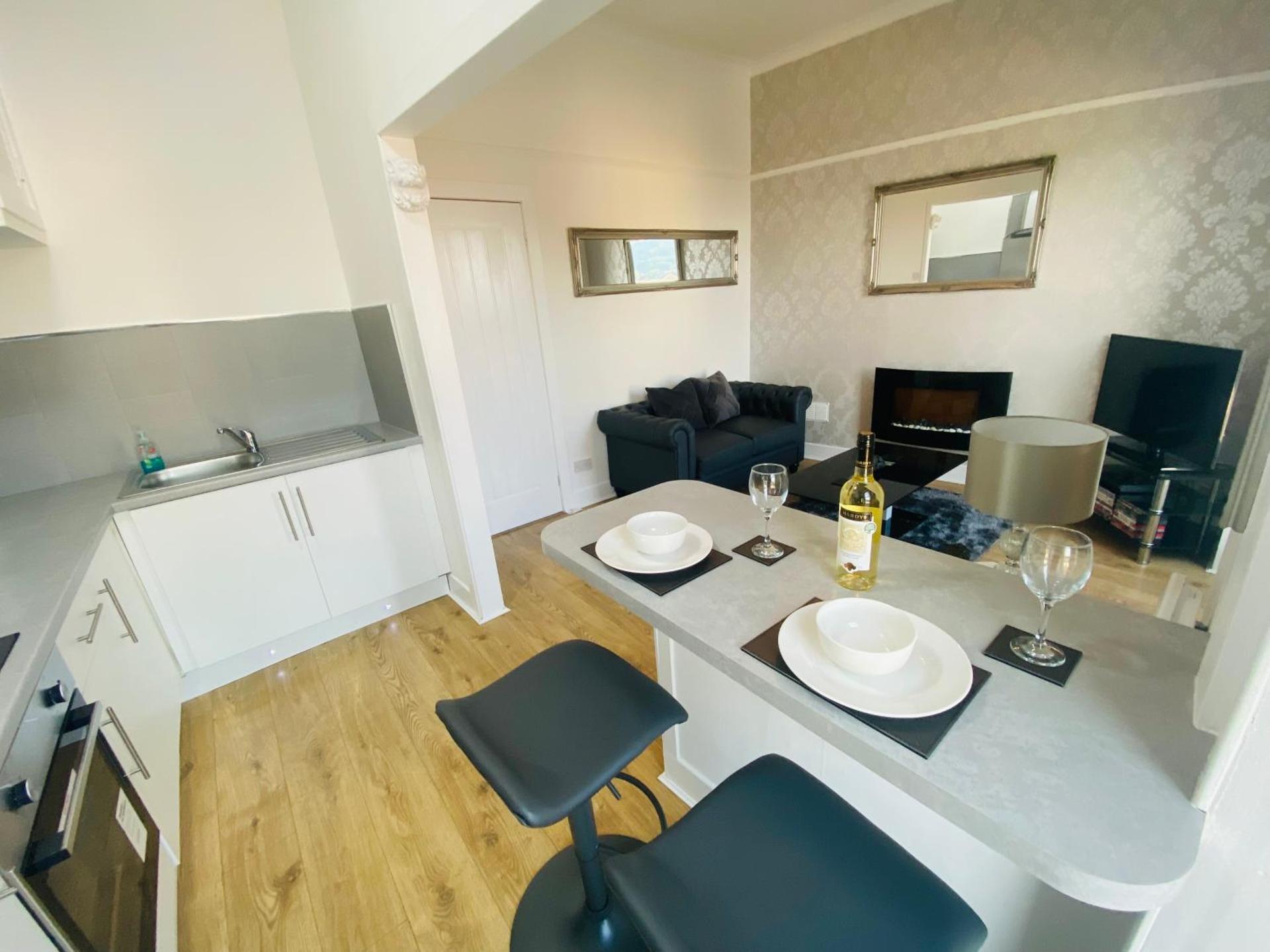 The Sleeping Lion - Dunoon Holiday Home