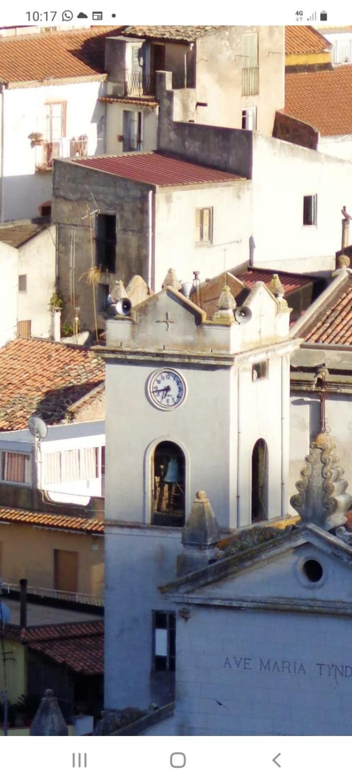 Lontano dal caos a due passi dal mare