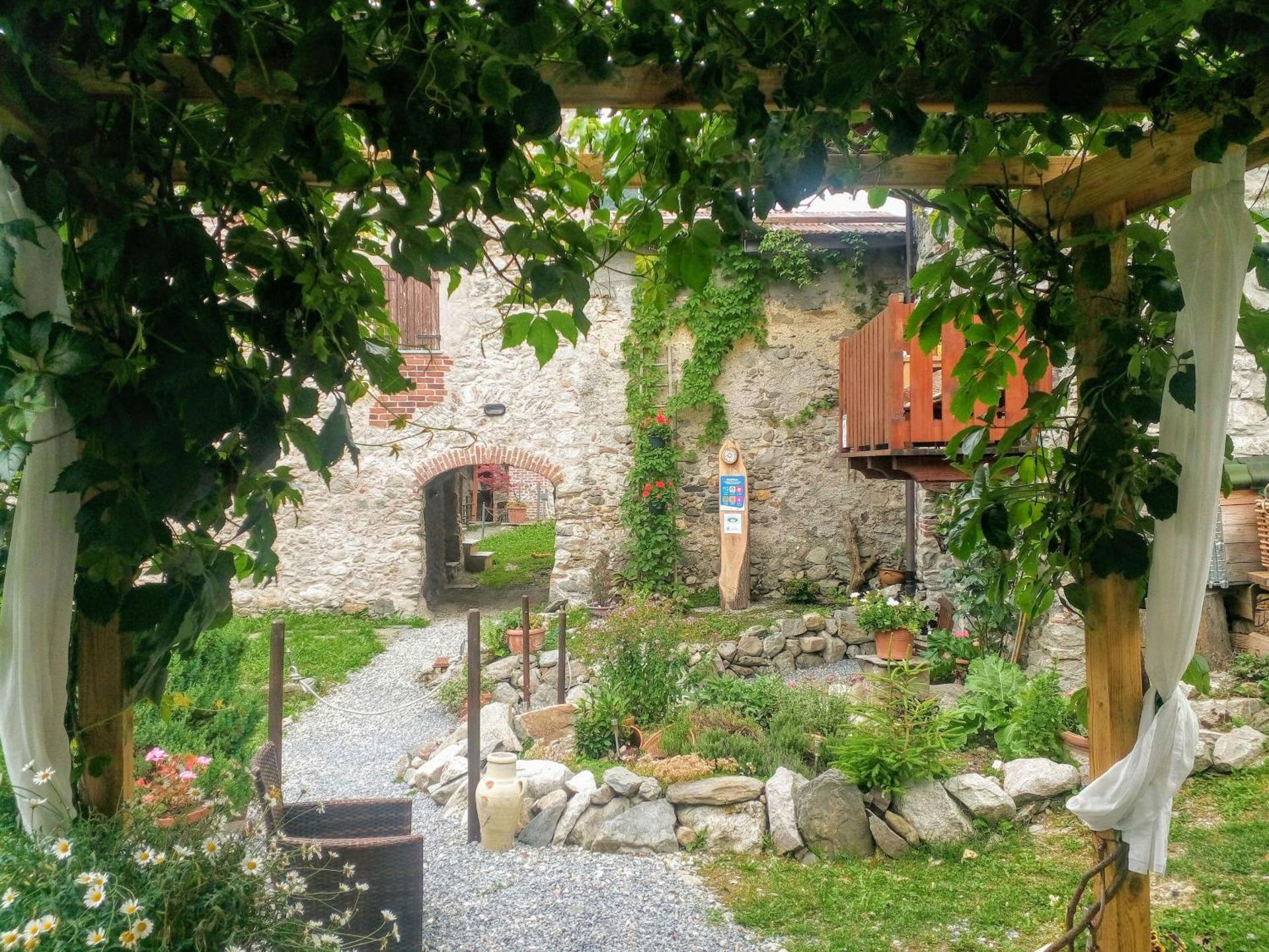 B&B L'Abric - centro storico di Limonetto