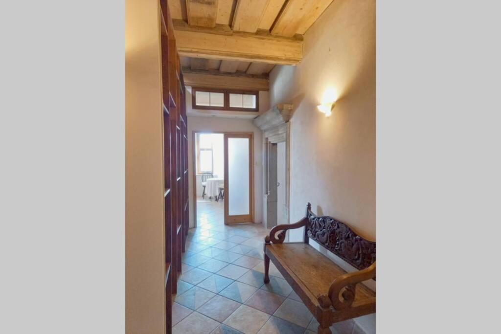 Renaissance Vintage Apartment A1