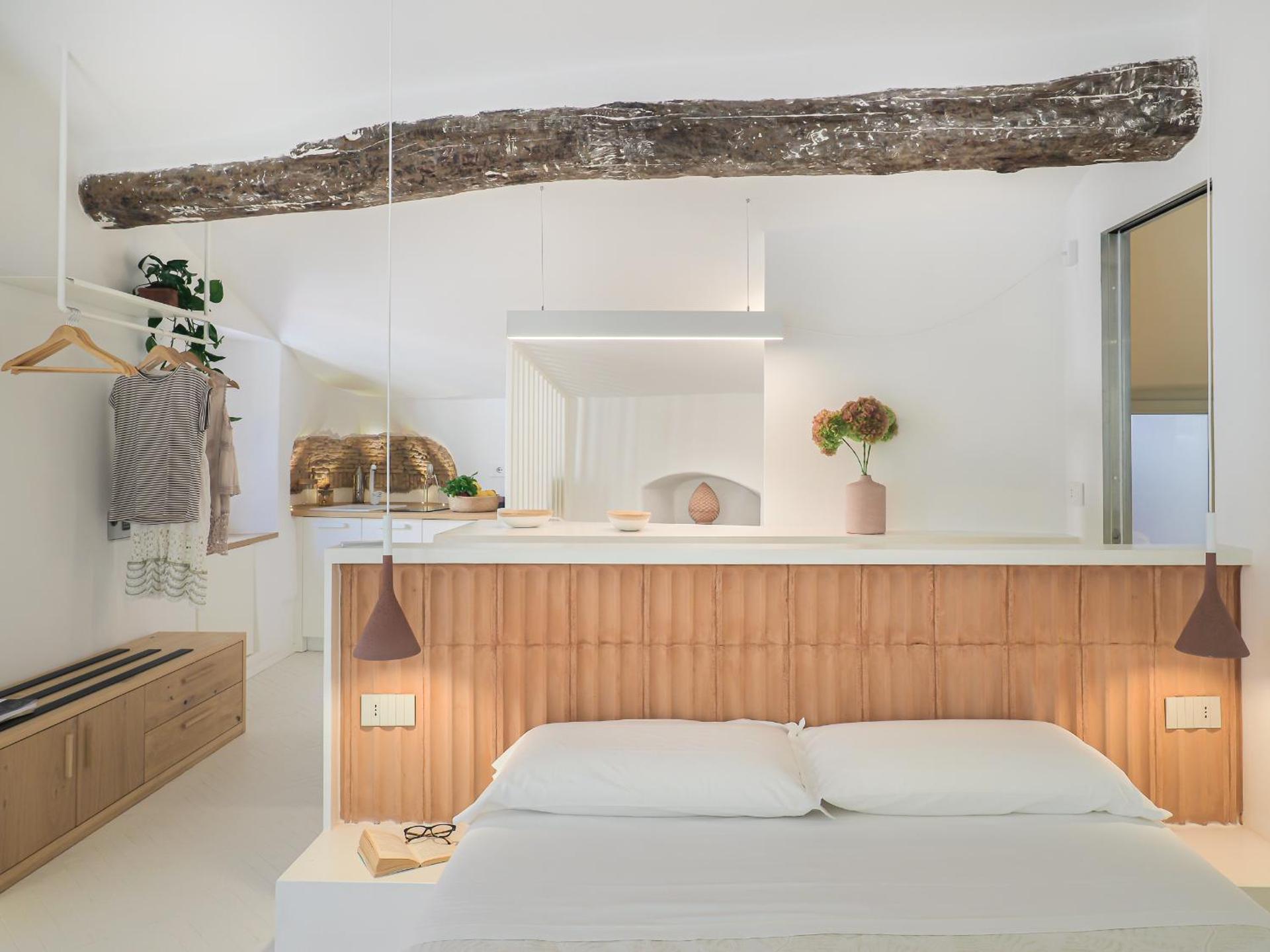 Dreamers Sea View - White and Green