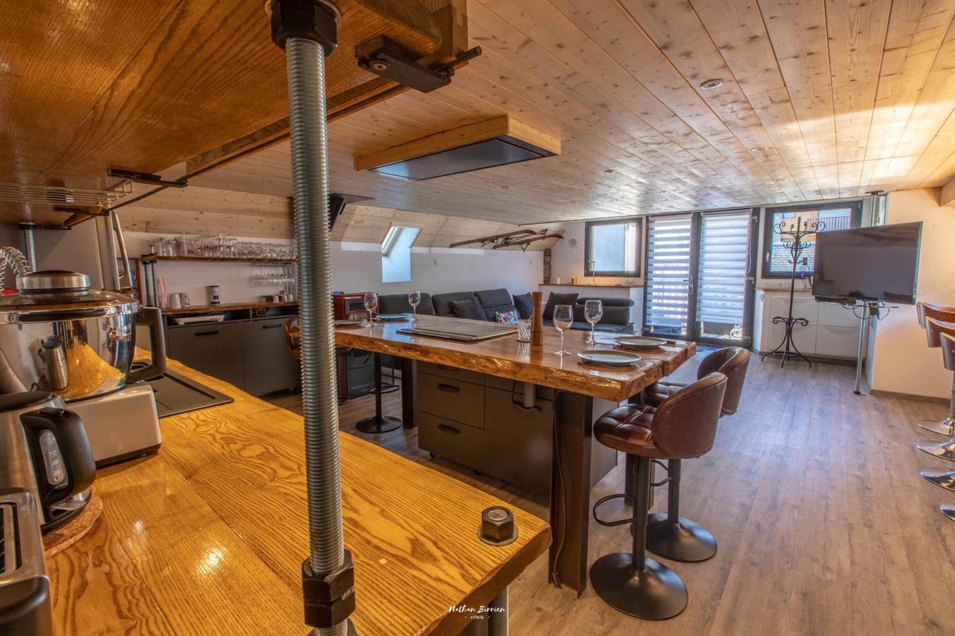 Kitchen or kitchenette