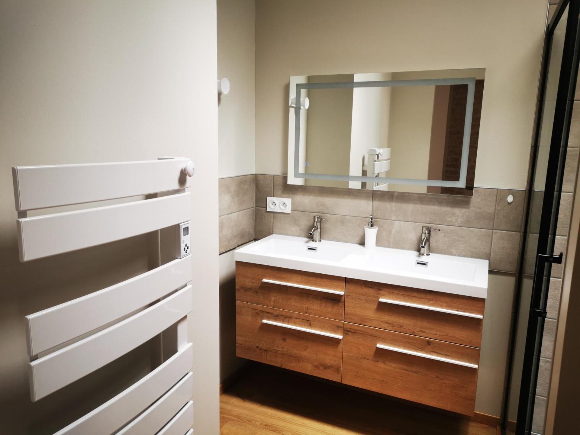 Logement entier à LA CRECHE