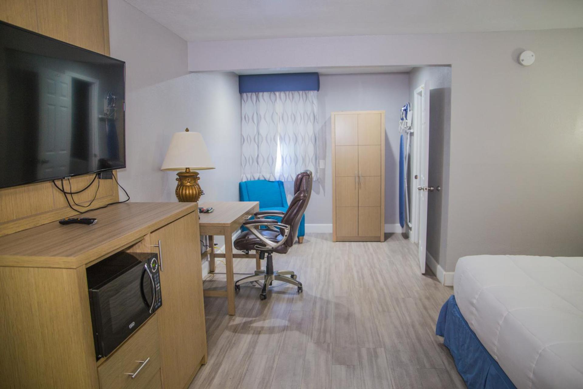 Days Inn by Wyndham Redwood City