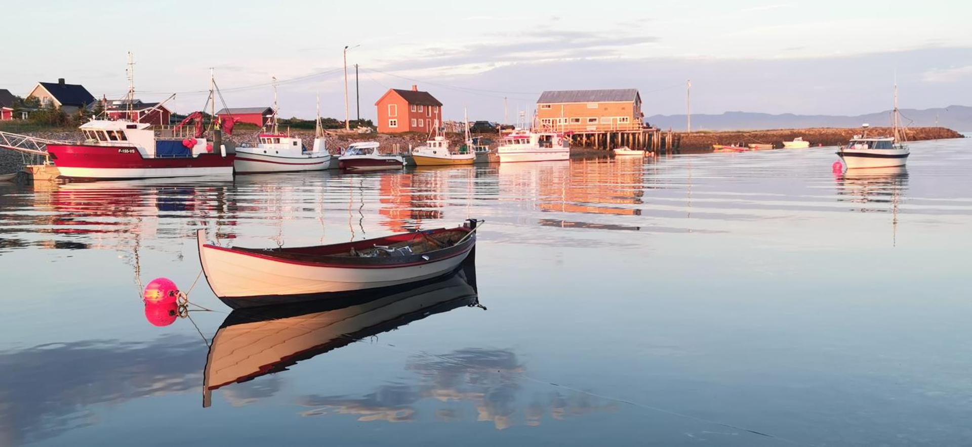 Lille Chili Eat and Sleep AS