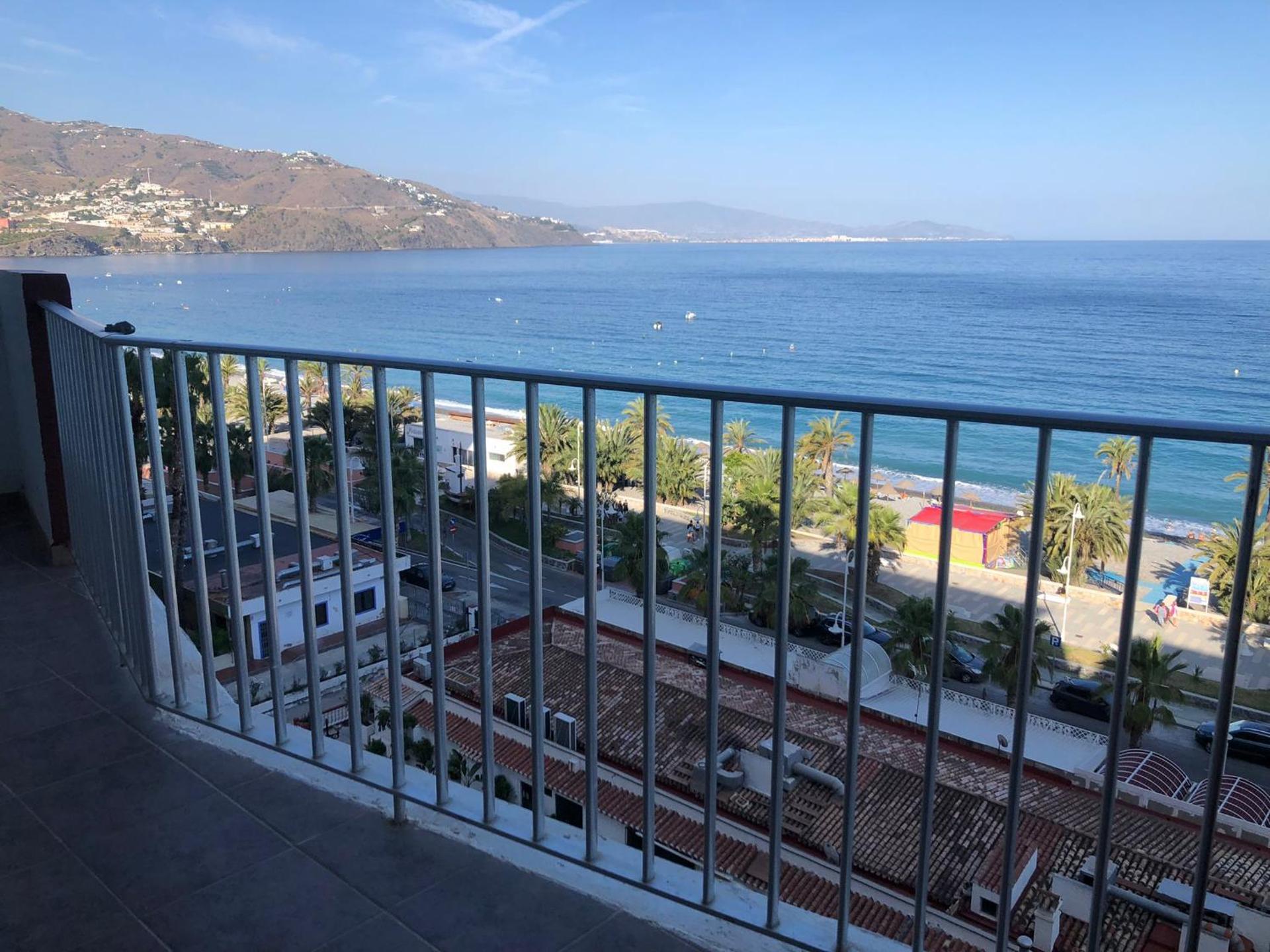 Apartamento frente al mar totalmente reformado