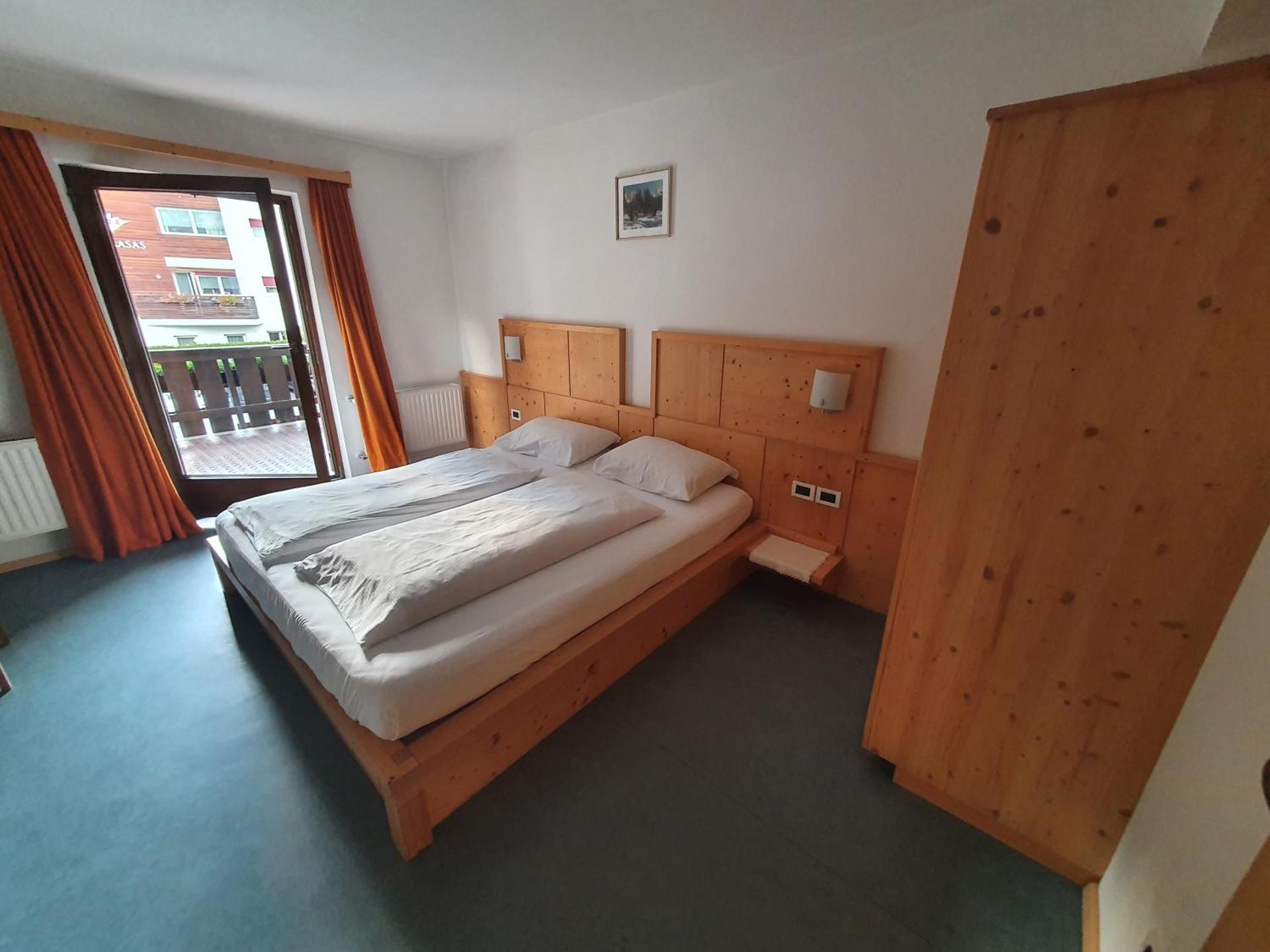 ALBERGO BAR RISTORANTE DOLOMIA