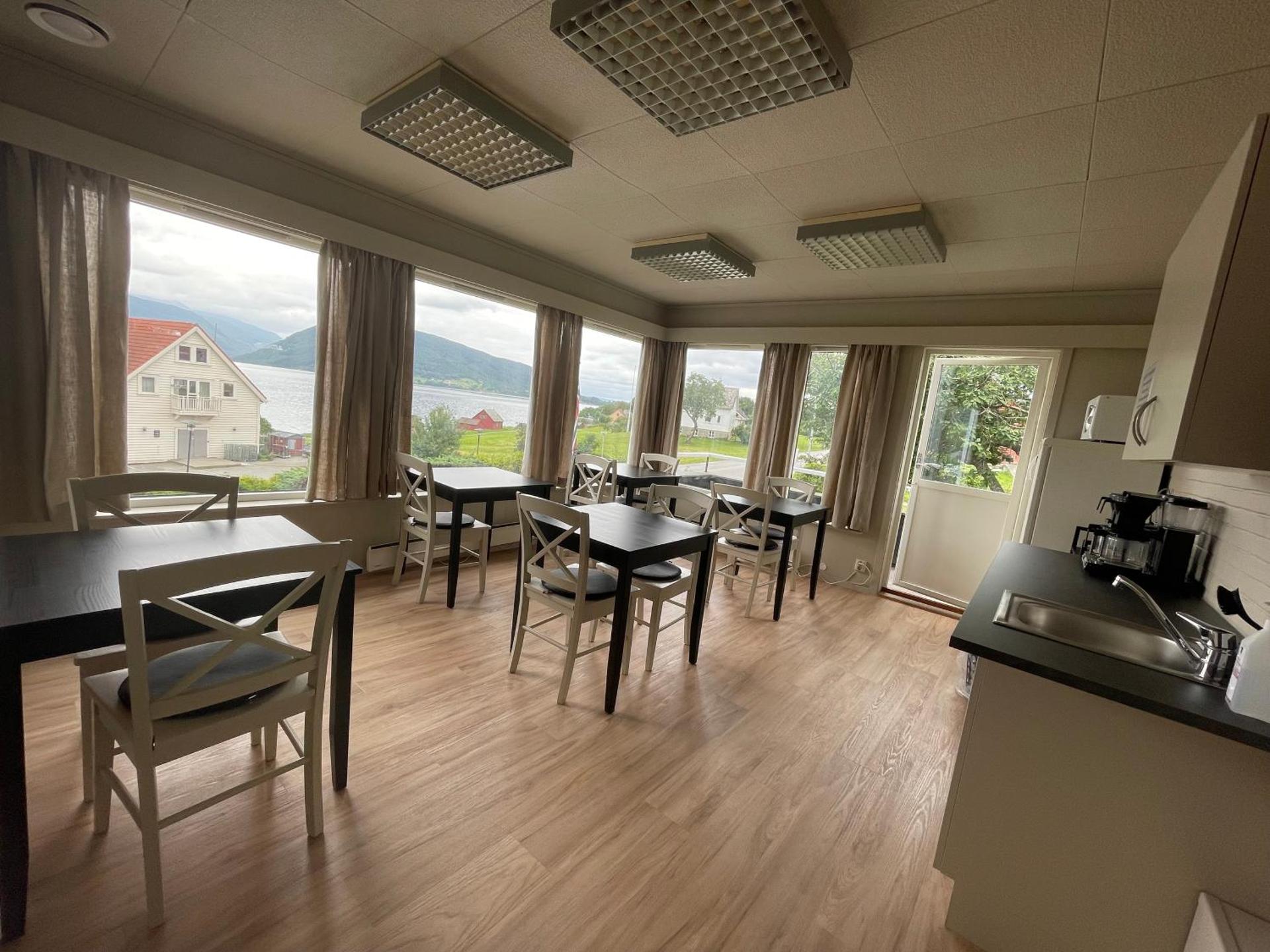 Coffee/tea facilities