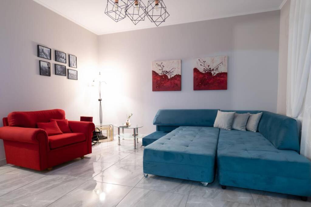 Το άλλο σπίτι...