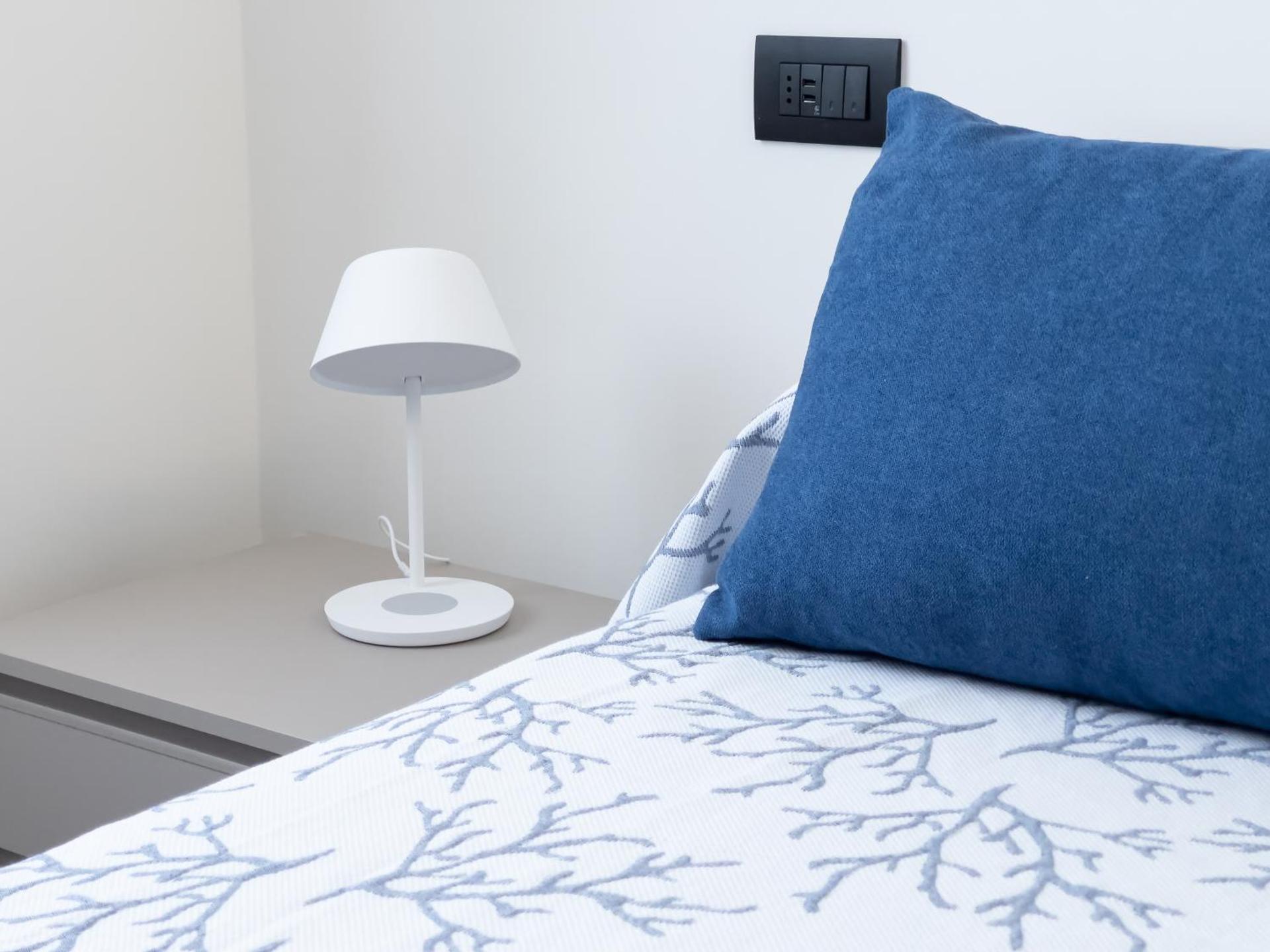 LargoDoria - ViaGenova, box auto privato incluso