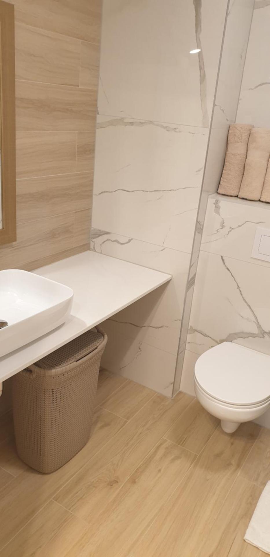 Golden Studio - private parking