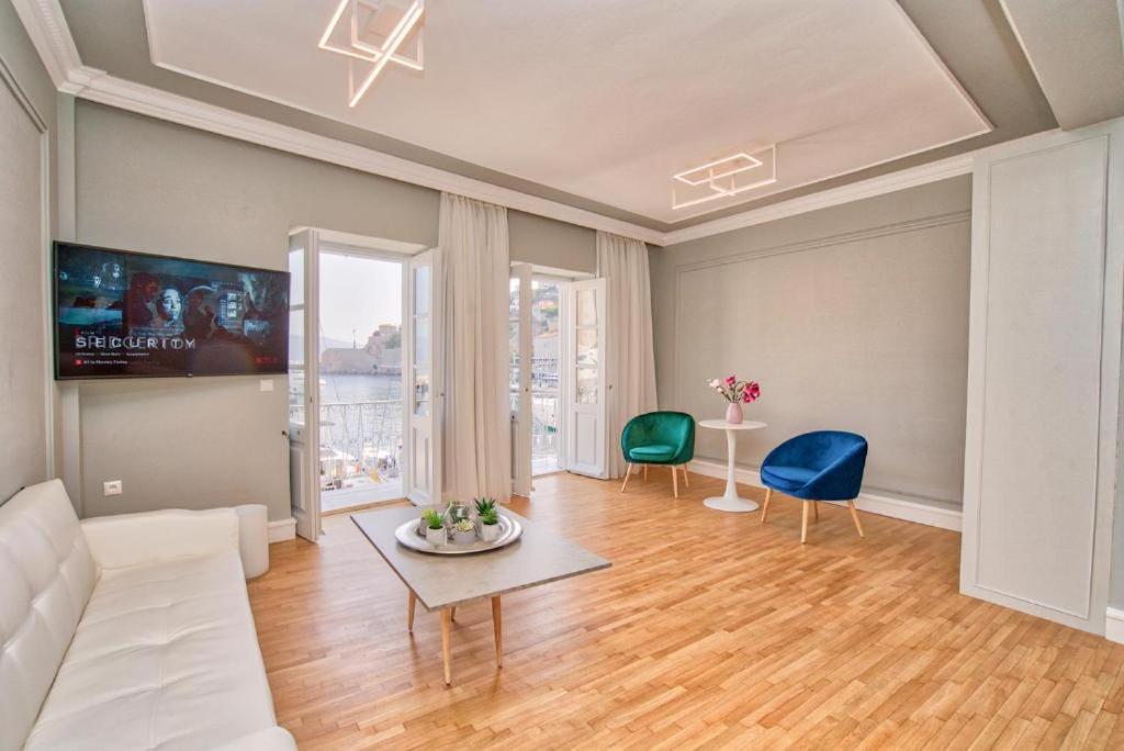 THE YDRA VIEW APARTMENTS